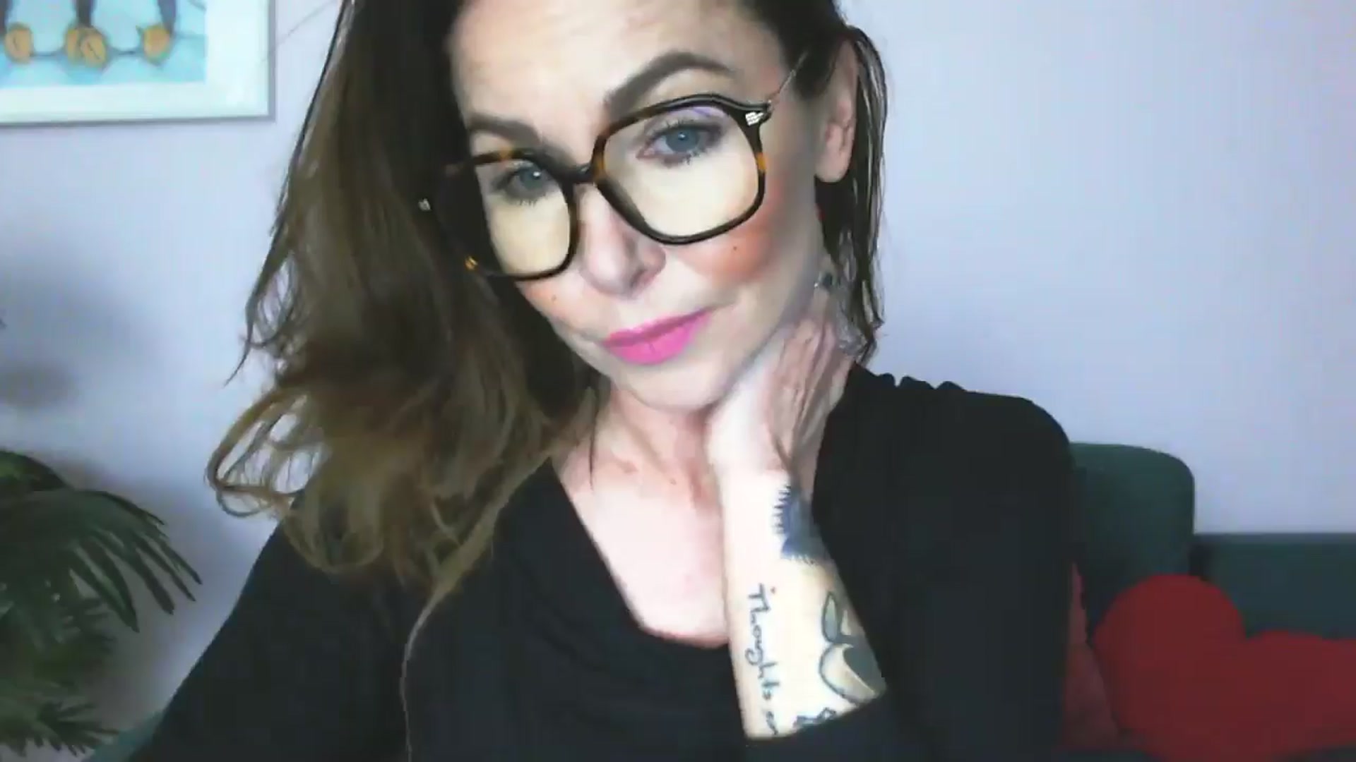 Gallery image thumbnail from Delilah_sweet's myfreecams stream on, 04/28/2026, 16:55 image 6 of 20