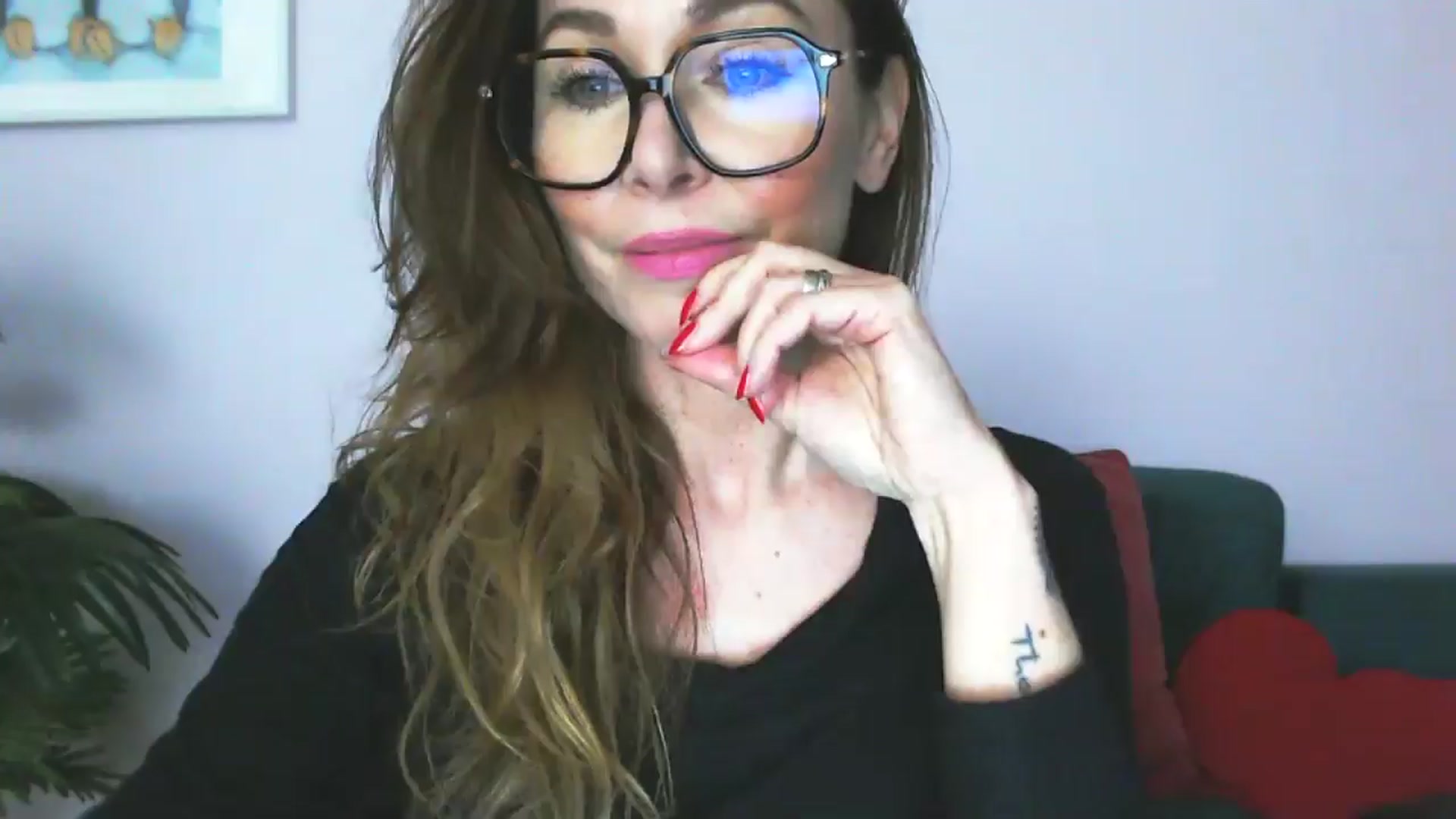 Gallery image thumbnail from Delilah_sweet's myfreecams stream on, 04/28/2026, 16:55 image 3 of 20