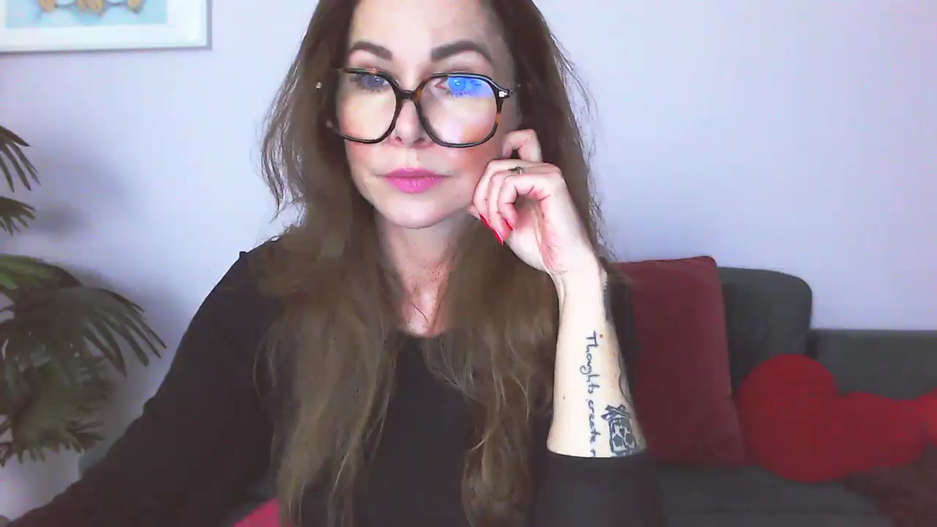 Gallery image thumbnail from Delilah_sweet's myfreecams stream on, 04/30/2026, 15:08 image 16 of 20