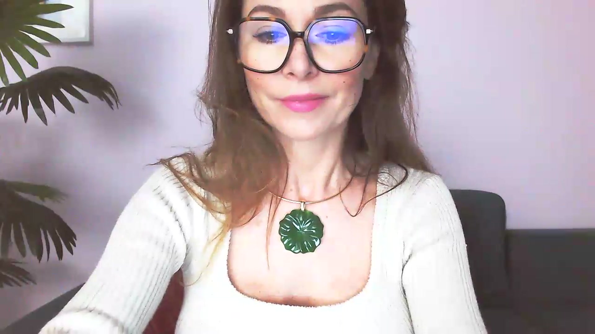 Gallery image thumbnail from Delilah_sweet's myfreecams stream on, 05/07/2026, 14:45 image 14 of 20