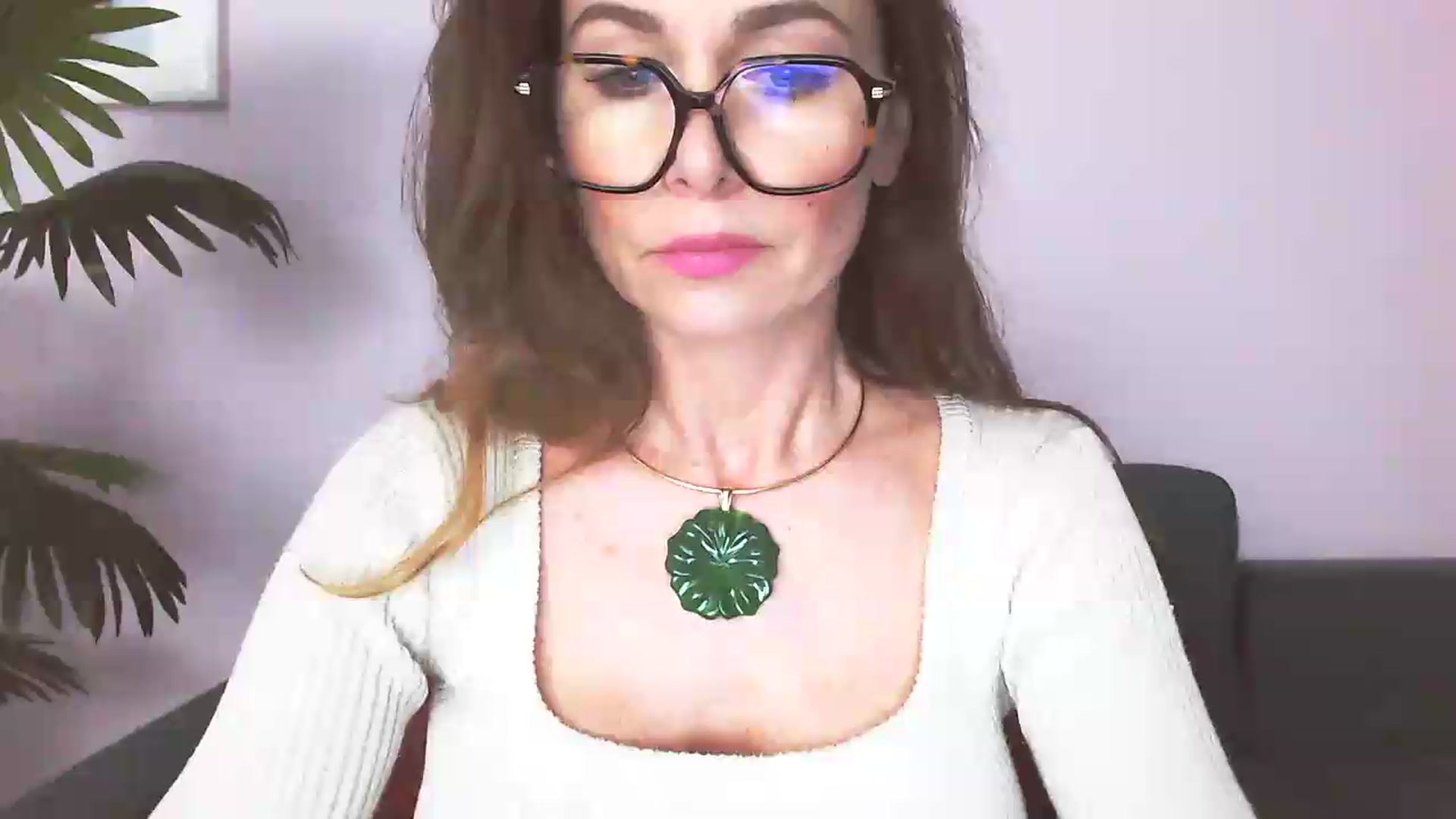Gallery image thumbnail from Delilah_sweet's myfreecams stream on, 05/07/2026, 14:45 image 1 of 20