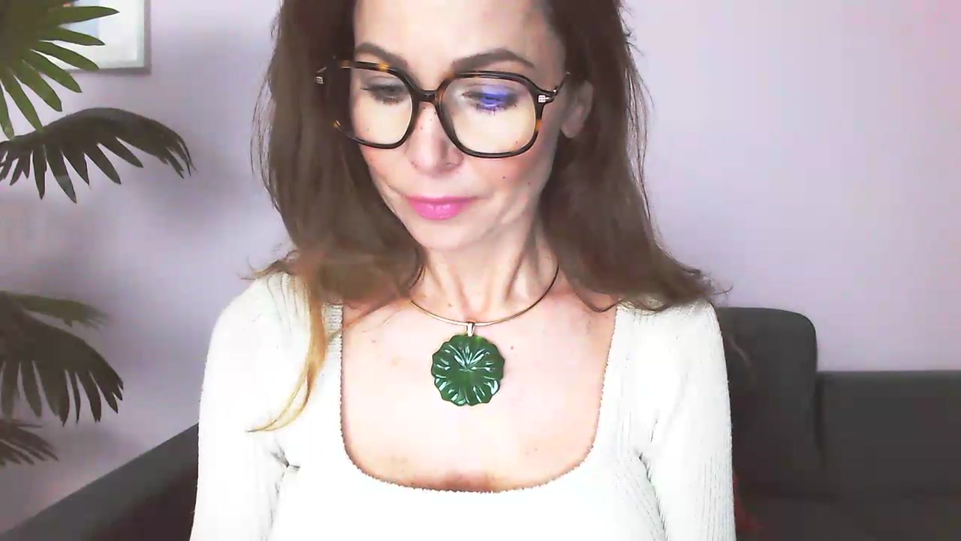 Gallery image thumbnail from Delilah_sweet's myfreecams stream on, 05/07/2026, 14:45 image 7 of 20