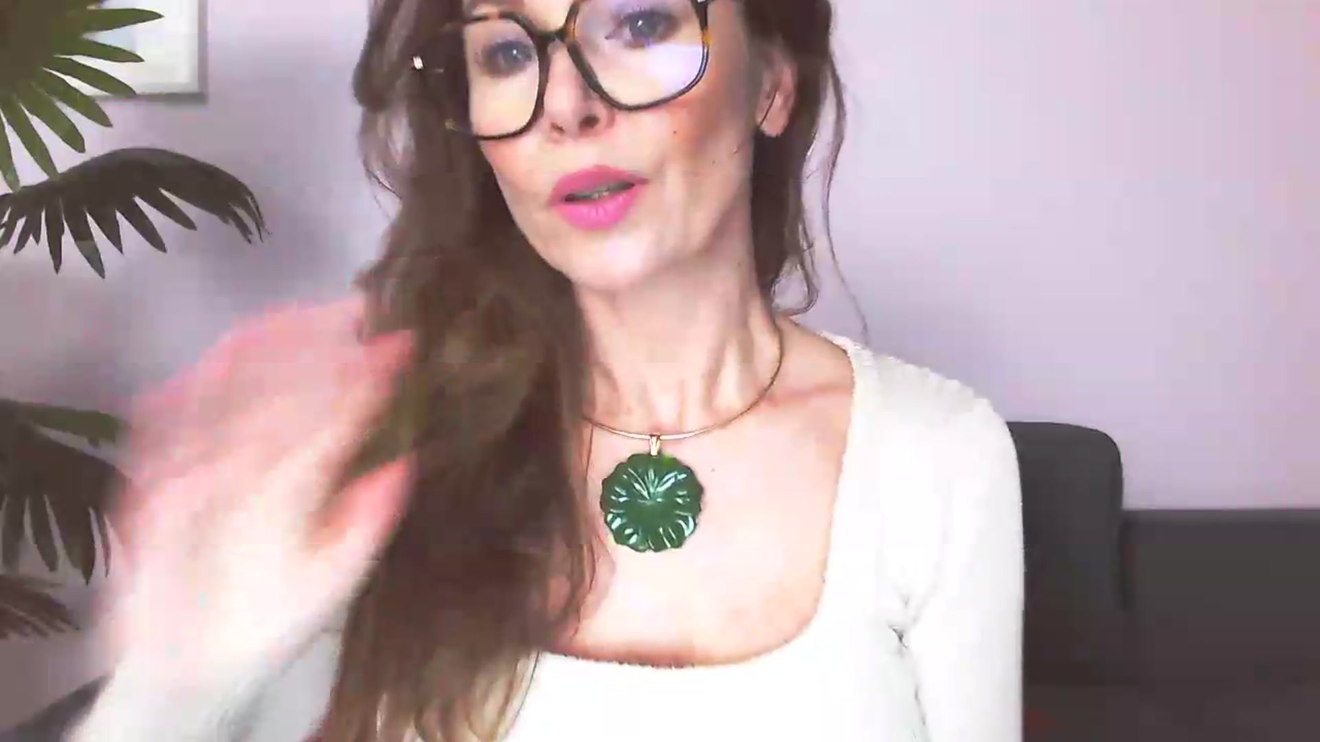 Gallery image thumbnail from Delilah_sweet's myfreecams stream on, 05/07/2026, 14:45 image 16 of 20
