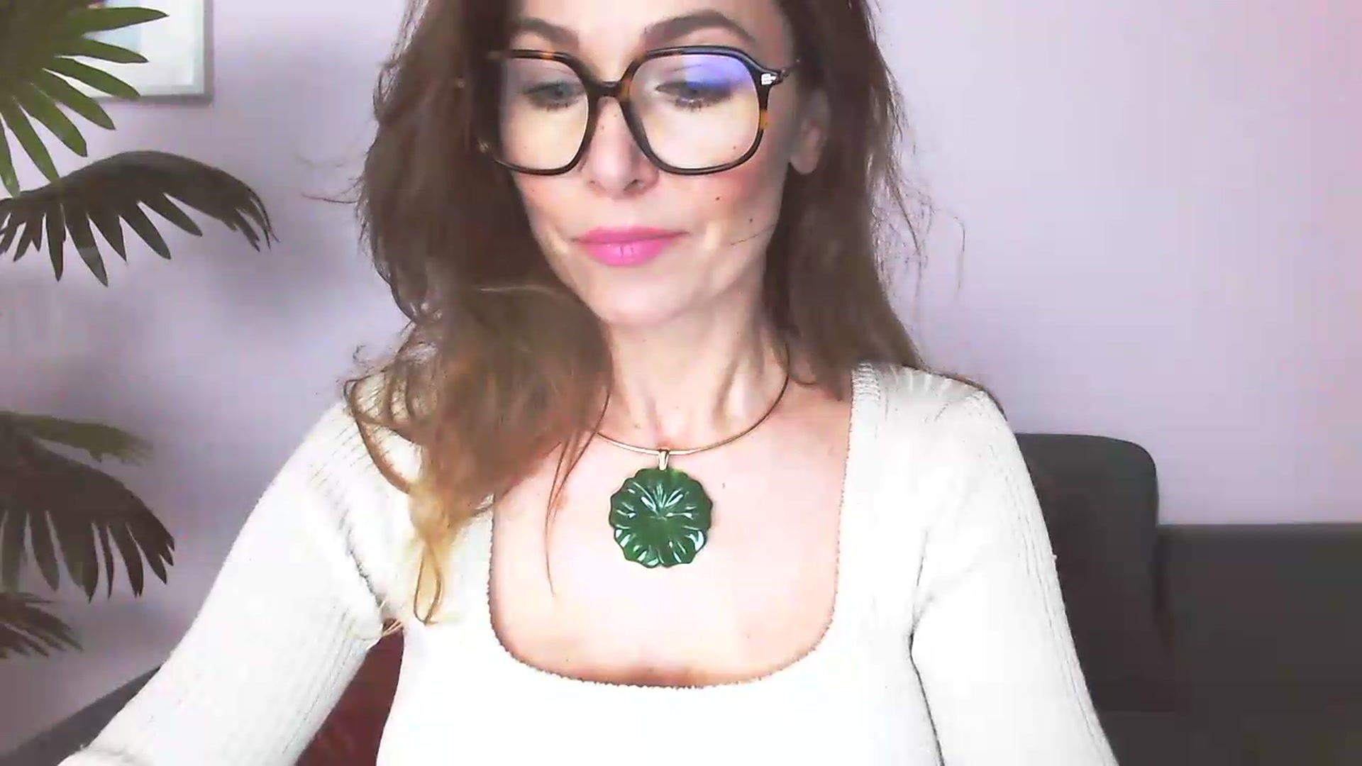 Gallery image thumbnail from Delilah_sweet's myfreecams stream on, 05/07/2026, 14:45 image 11 of 20