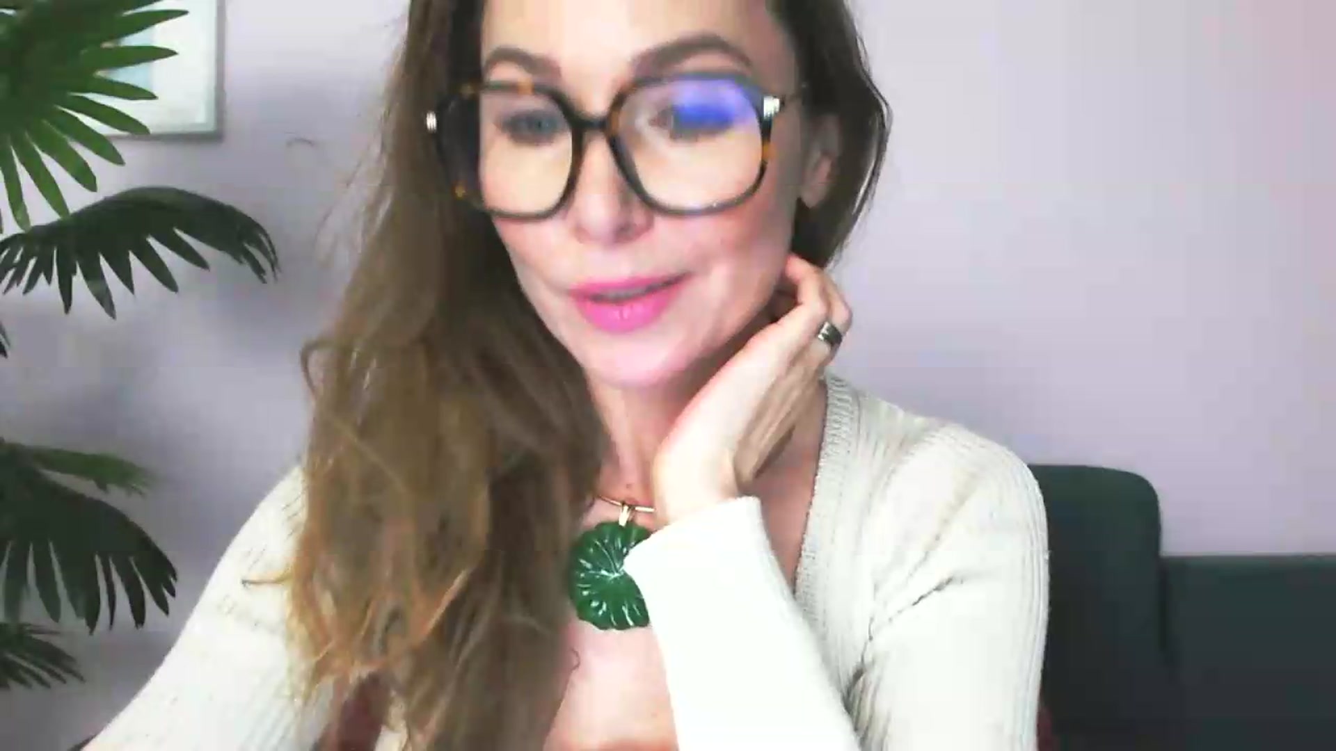 Gallery image thumbnail from Delilah_sweet's myfreecams stream on, 05/07/2026, 15:31 image 14 of 20