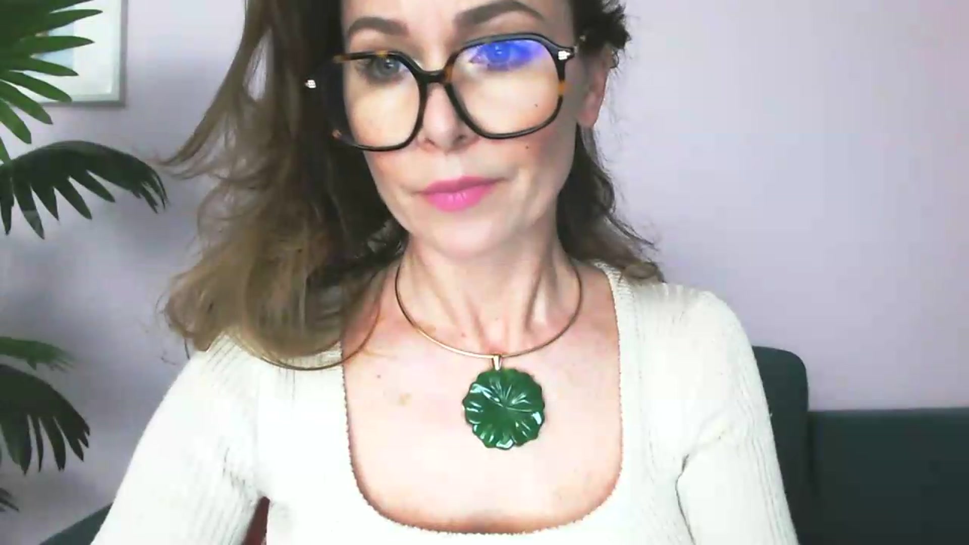 Gallery image thumbnail from Delilah_sweet's myfreecams stream on, 05/07/2026, 15:31 image 2 of 20