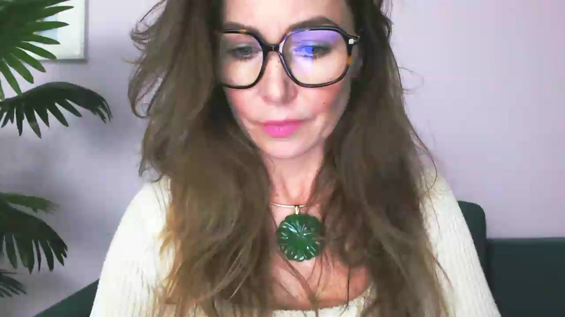 Gallery image thumbnail from Delilah_sweet's myfreecams stream on, 05/07/2026, 15:31 image 1 of 20