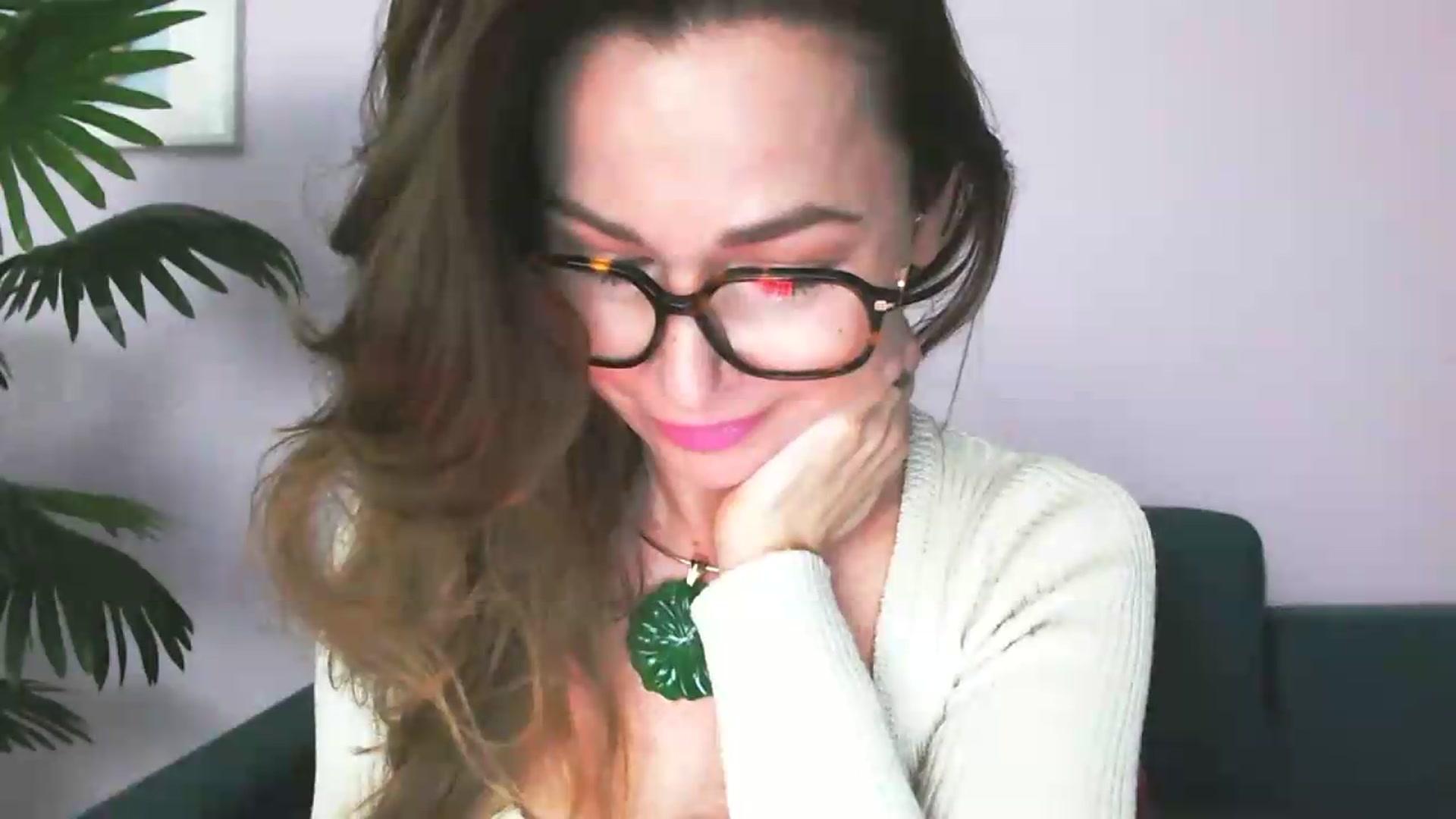 Gallery image thumbnail from Delilah_sweet's myfreecams stream on, 05/07/2026, 15:31 image 15 of 20