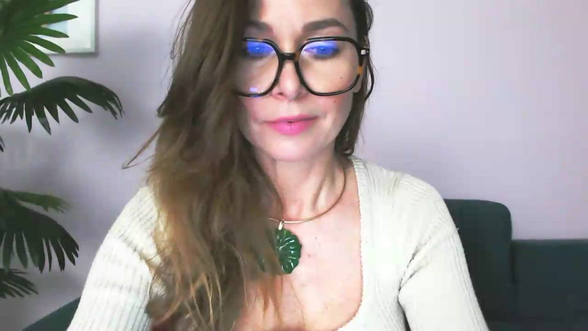Gallery image thumbnail from Delilah_sweet's myfreecams stream on, 05/07/2026, 15:31 image 18 of 20