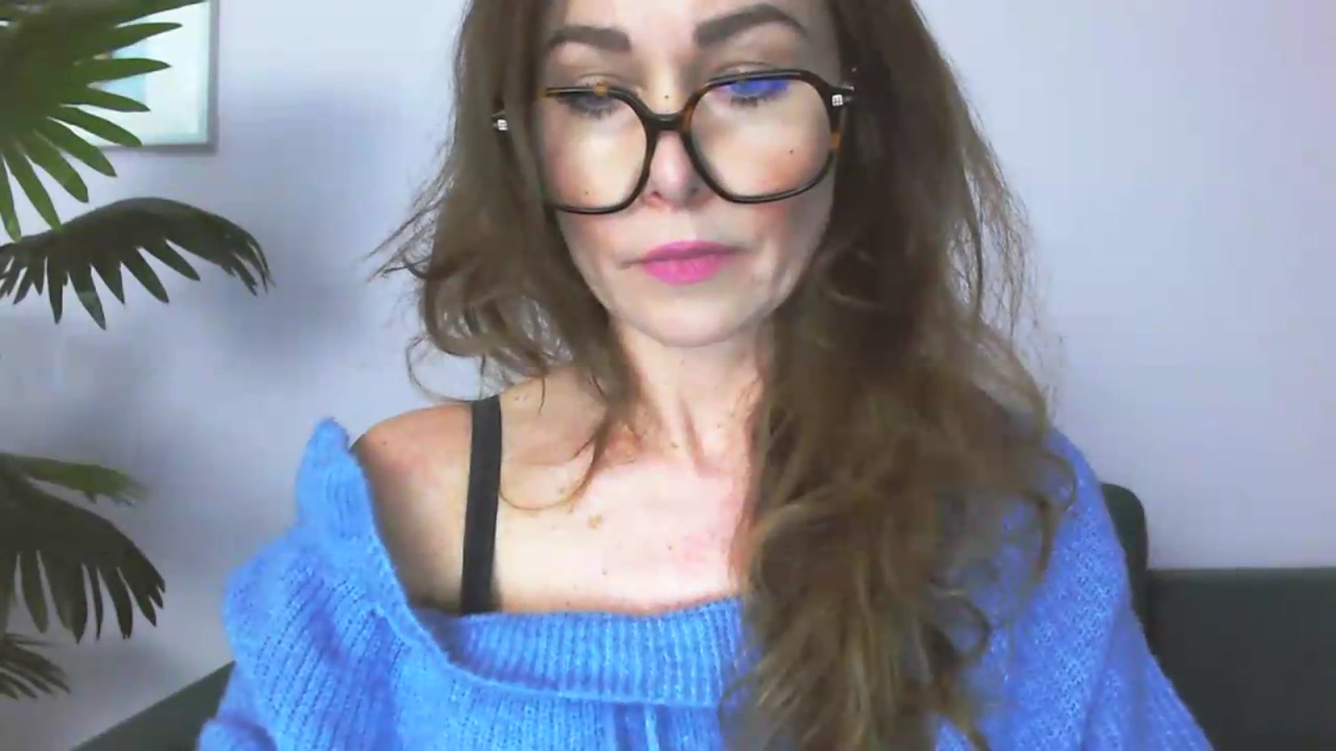 Gallery image thumbnail from Delilah_sweet's myfreecams stream on, 05/11/2026, 15:31 image 15 of 20