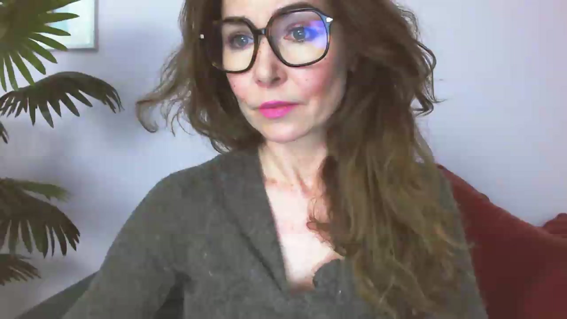 Gallery image thumbnail from Delilah_sweet's myfreecams stream on, 05/18/2026, 16:12 image 1 of 20