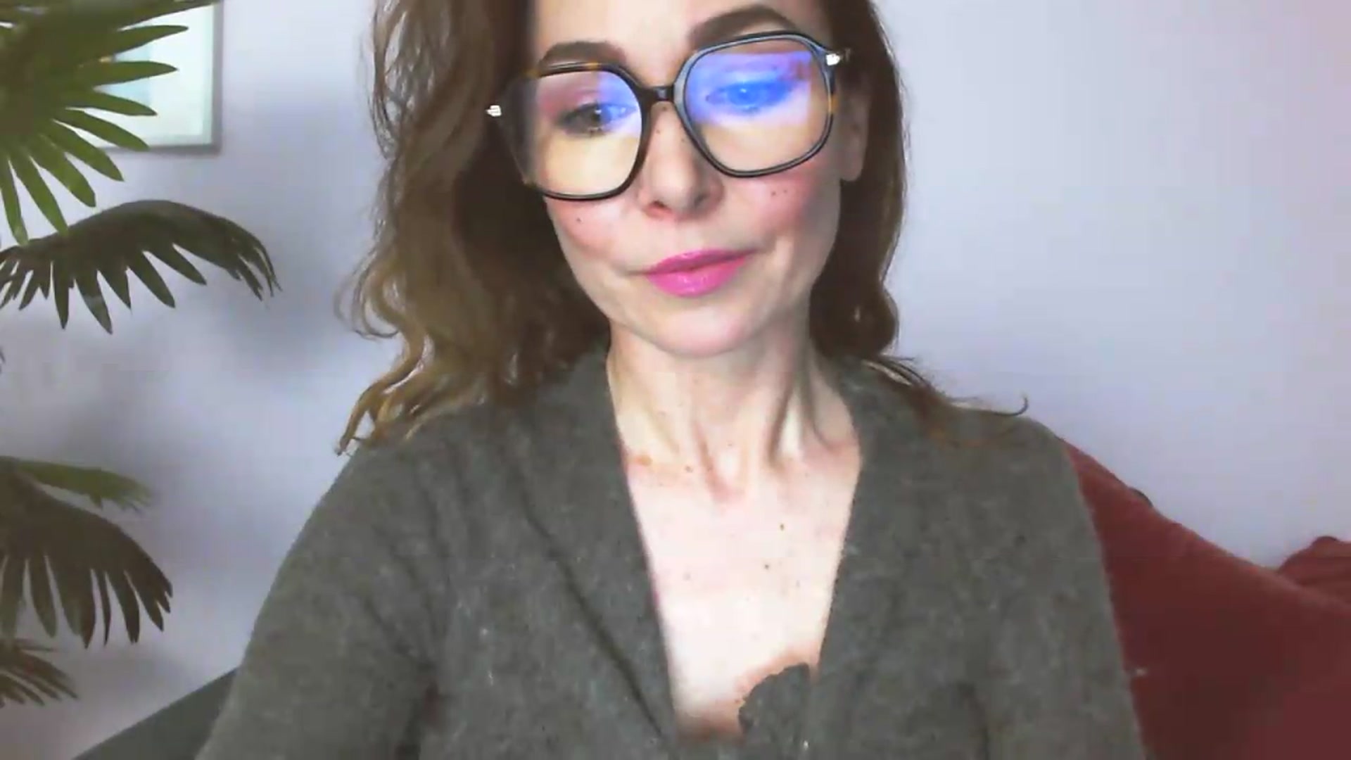 Gallery image thumbnail from Delilah_sweet's myfreecams stream on, 05/18/2026, 16:12 image 6 of 20