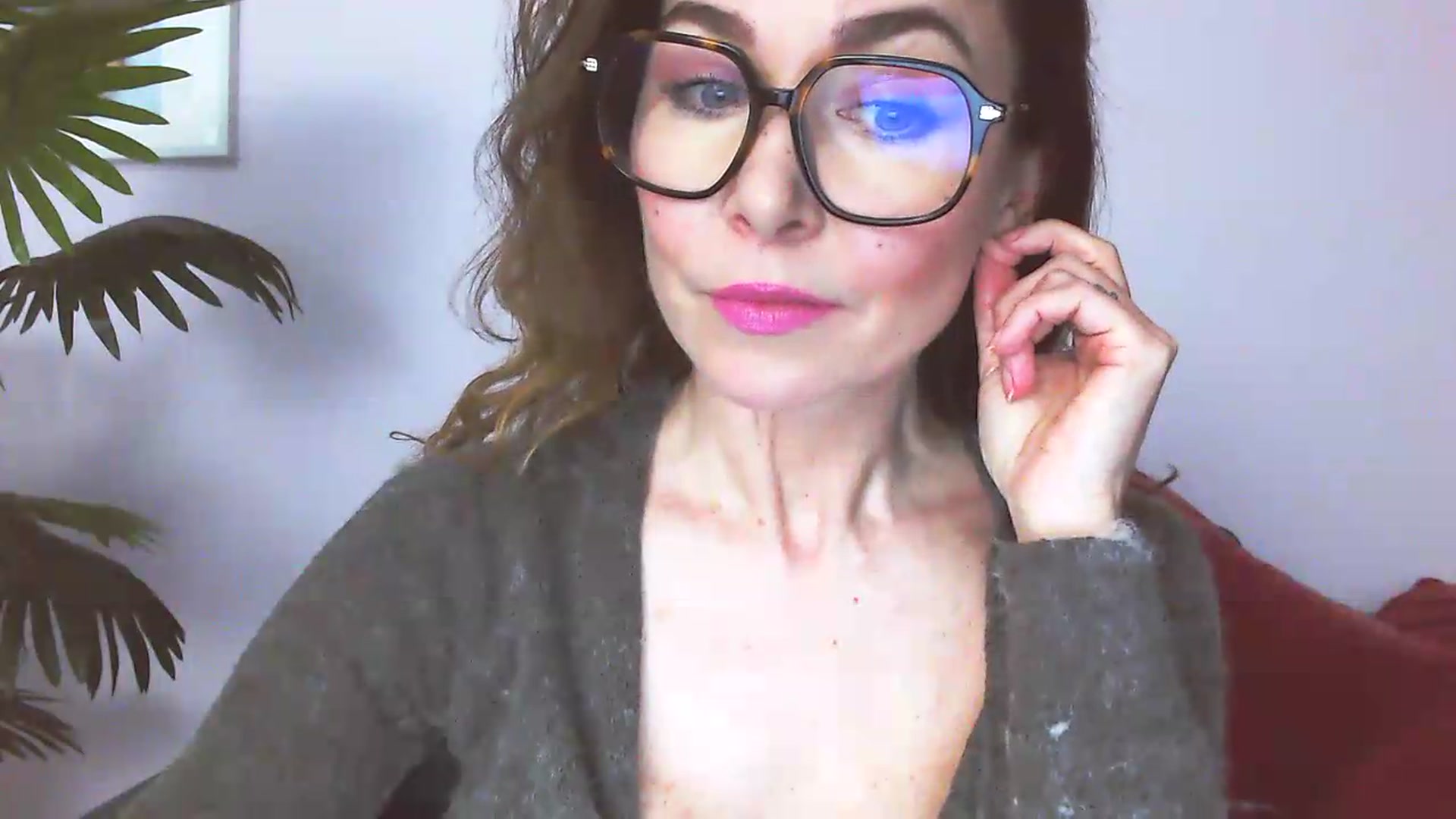 Gallery image thumbnail from Delilah_sweet's myfreecams stream on, 05/18/2026, 16:12 image 11 of 20