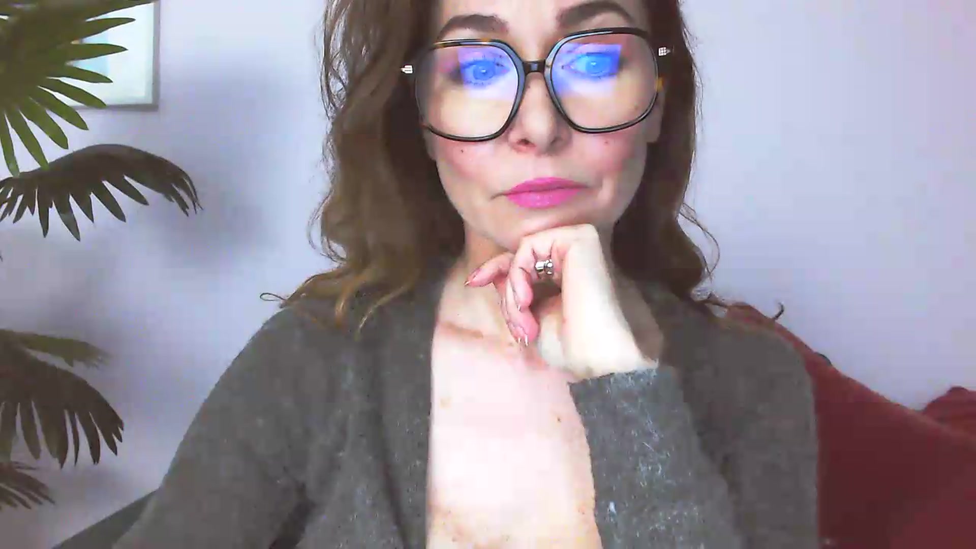 Gallery image thumbnail from Delilah_sweet's myfreecams stream on, 05/18/2026, 16:12 image 17 of 20