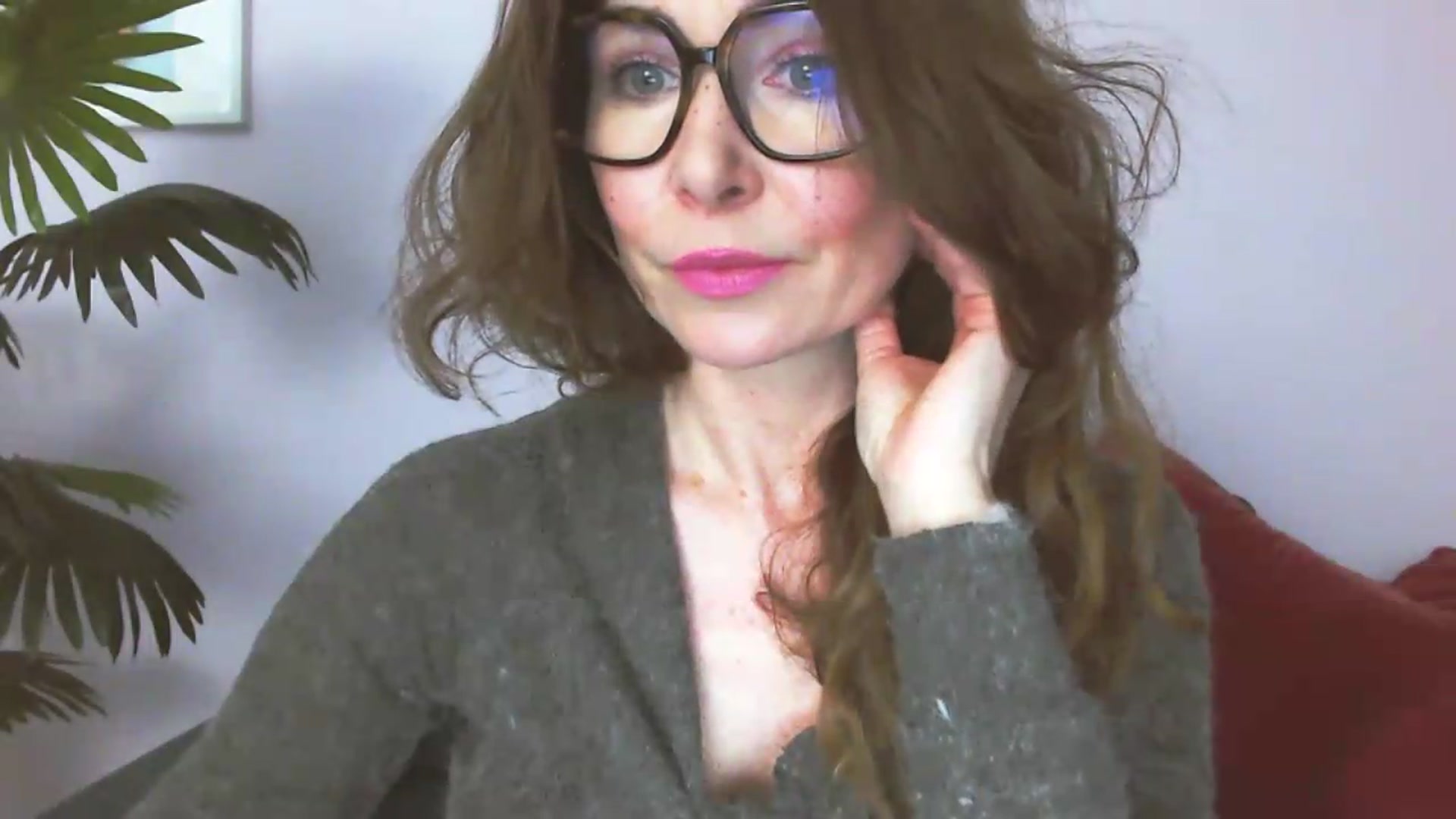 Gallery image thumbnail from Delilah_sweet's myfreecams stream on, 05/18/2026, 16:12 image 2 of 20