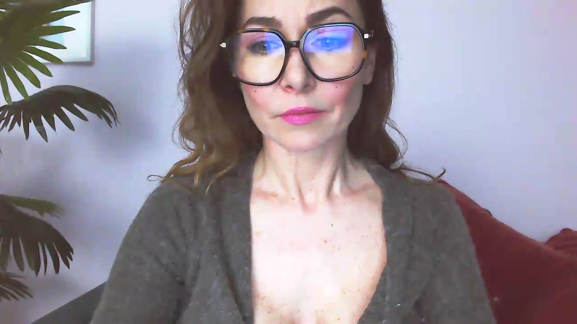 Gallery image thumbnail from Delilah_sweet's myfreecams stream on, 05/18/2026, 16:12 image 15 of 20