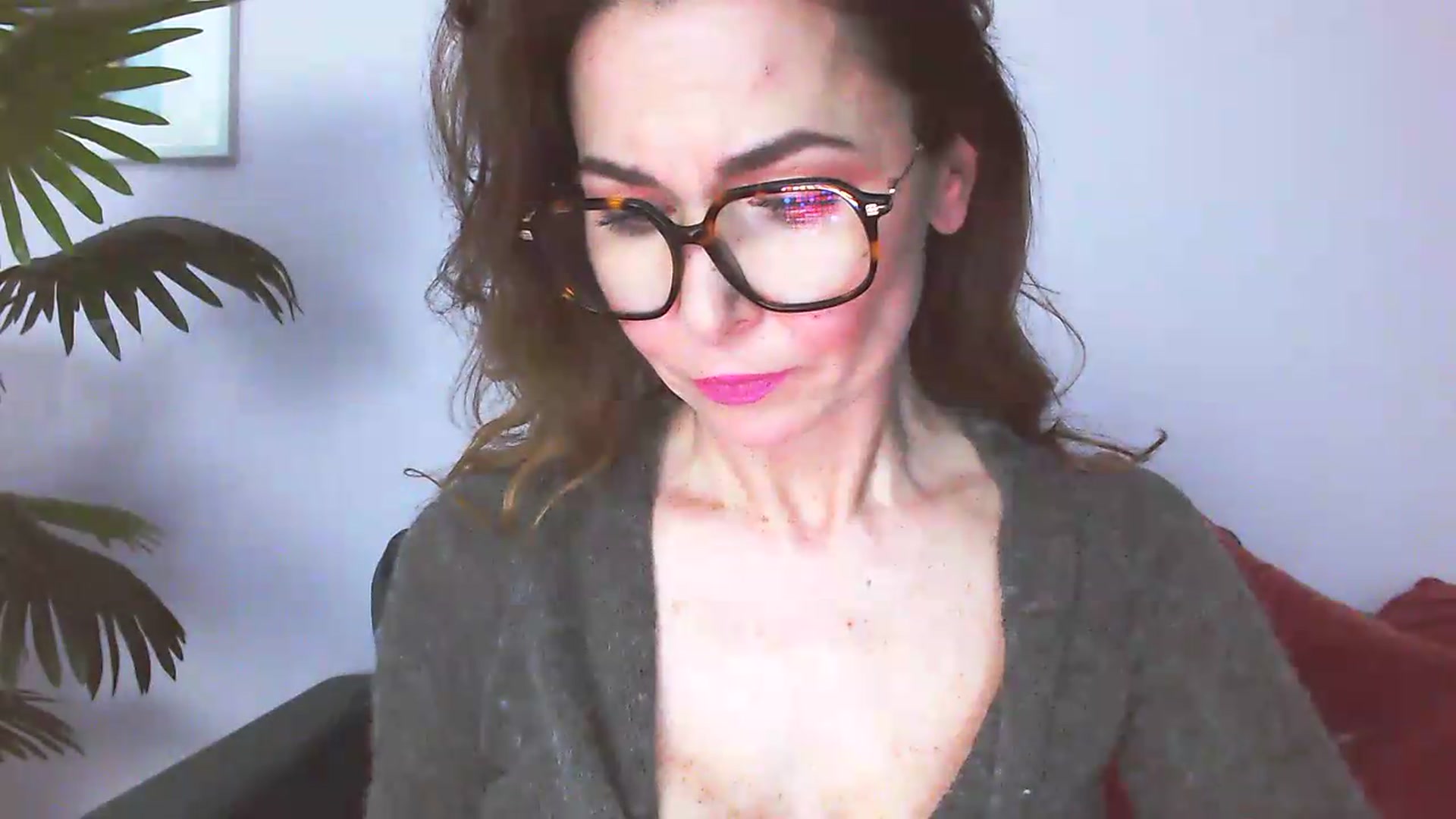 Gallery image thumbnail from Delilah_sweet's myfreecams stream on, 05/18/2026, 16:12 image 18 of 20