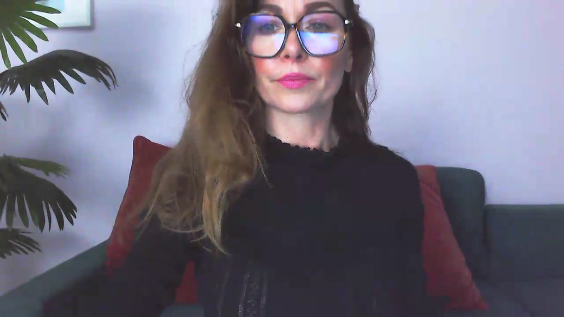 Gallery image thumbnail from Delilah_sweet's myfreecams stream on, 05/21/2026, 14:33 image 16 of 20