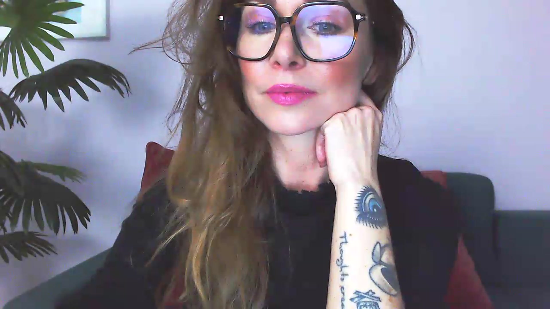 Gallery image thumbnail from Delilah_sweet's myfreecams stream on, 05/21/2026, 14:33 image 12 of 20