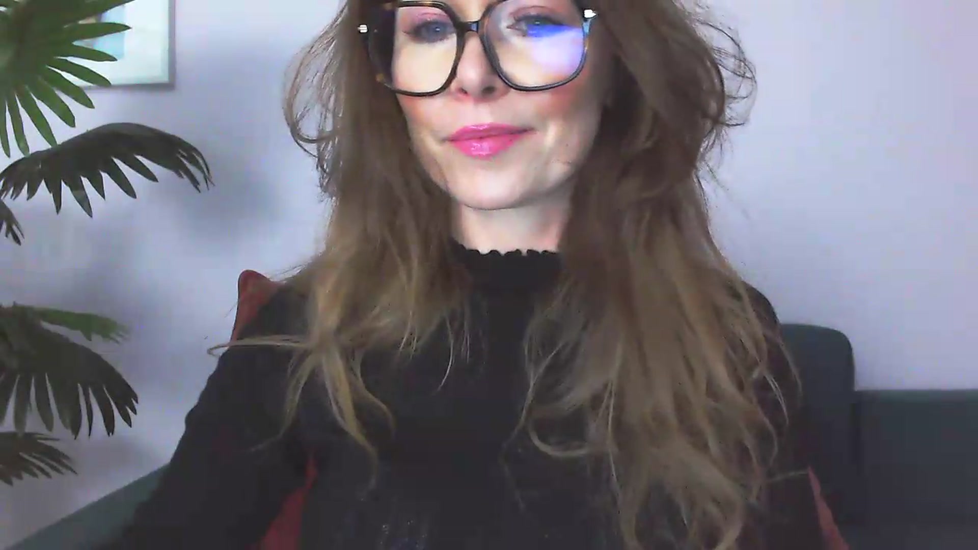 Gallery image thumbnail from Delilah_sweet's myfreecams stream on, 05/21/2026, 14:33 image 2 of 20