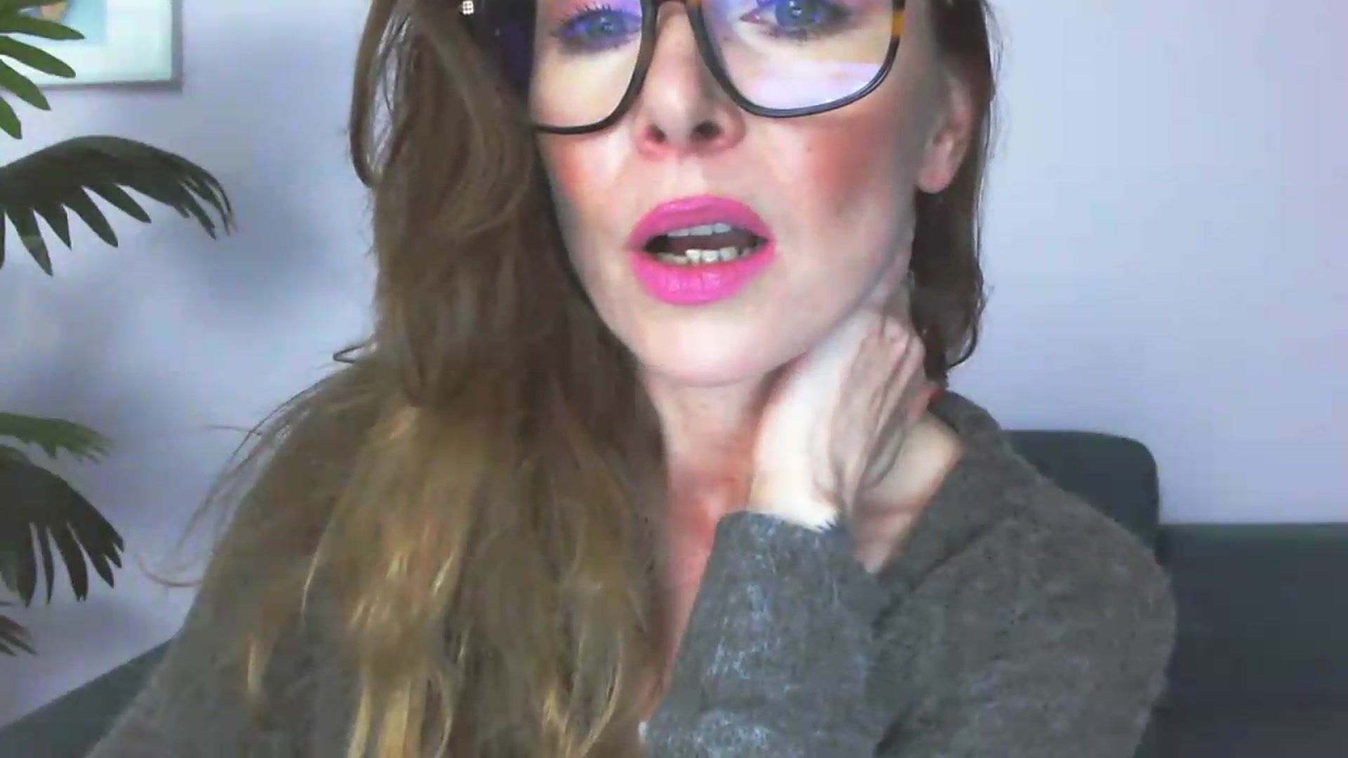 Gallery image thumbnail from Delilah_sweet's myfreecams stream on, 05/21/2026, 16:17 image 11 of 20