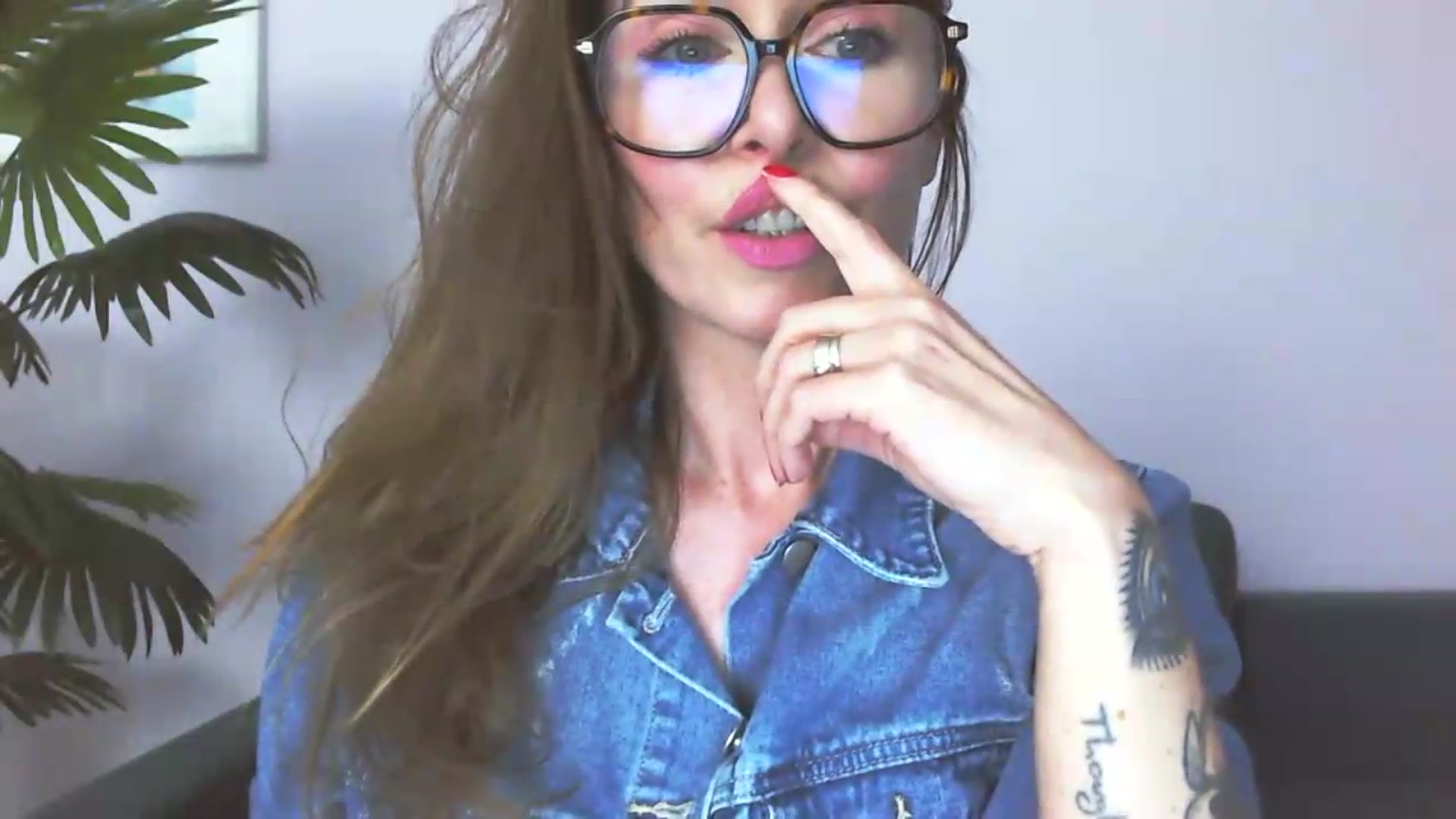 Gallery image thumbnail from Delilah_sweet's myfreecams stream on, 05/25/2026, 17:35 image 10 of 20