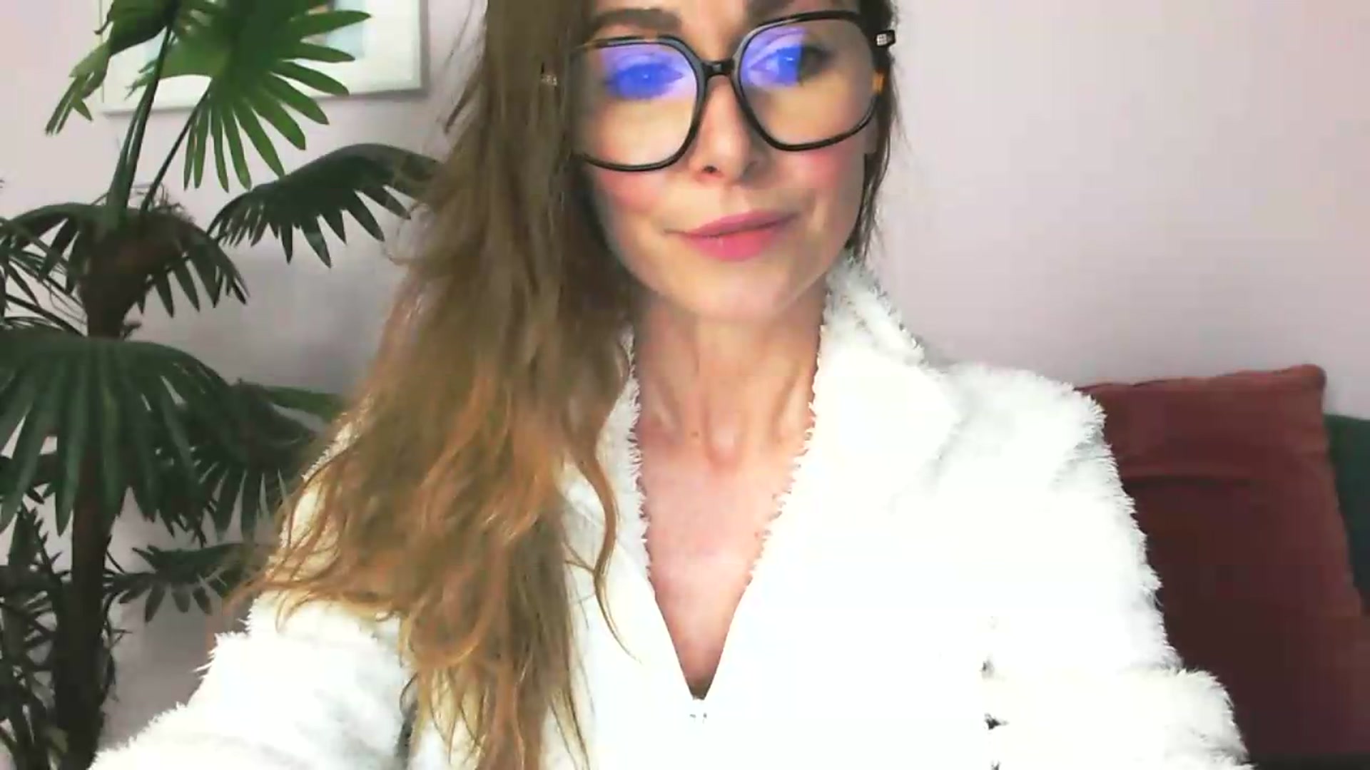 Gallery image thumbnail from Delilah_sweet's myfreecams stream on, 05/28/2026, 15:50 image 17 of 20