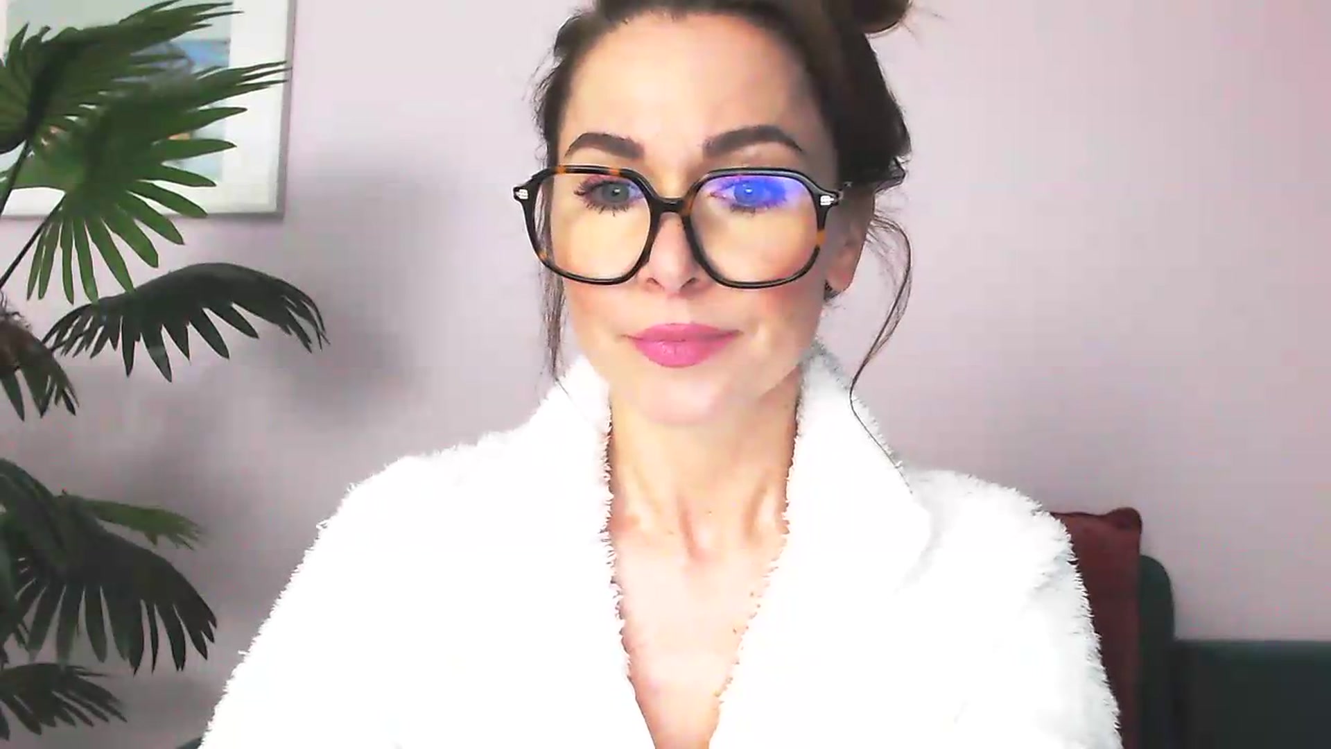 Gallery image thumbnail from Delilah_sweet's myfreecams stream on, 06/08/2026, 15:31 image 18 of 20