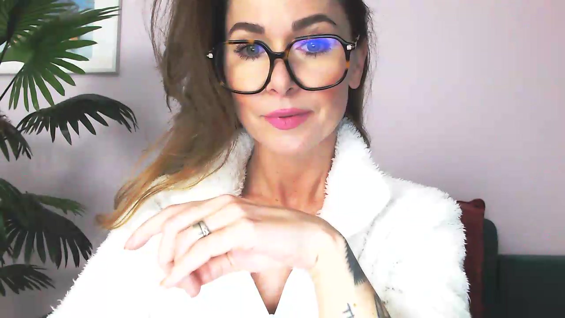 Gallery image thumbnail from Delilah_sweet's myfreecams stream on, 06/08/2026, 15:31 image 9 of 20