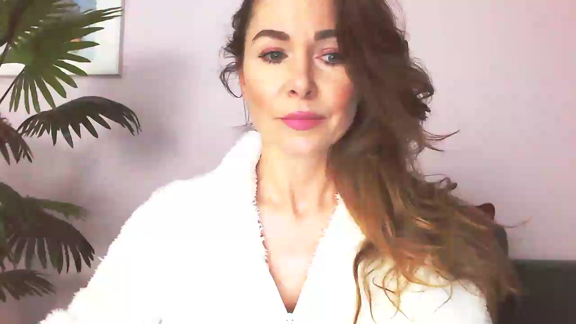 Gallery image thumbnail from Delilah_sweet's myfreecams stream on, 06/08/2026, 15:31 image 1 of 20