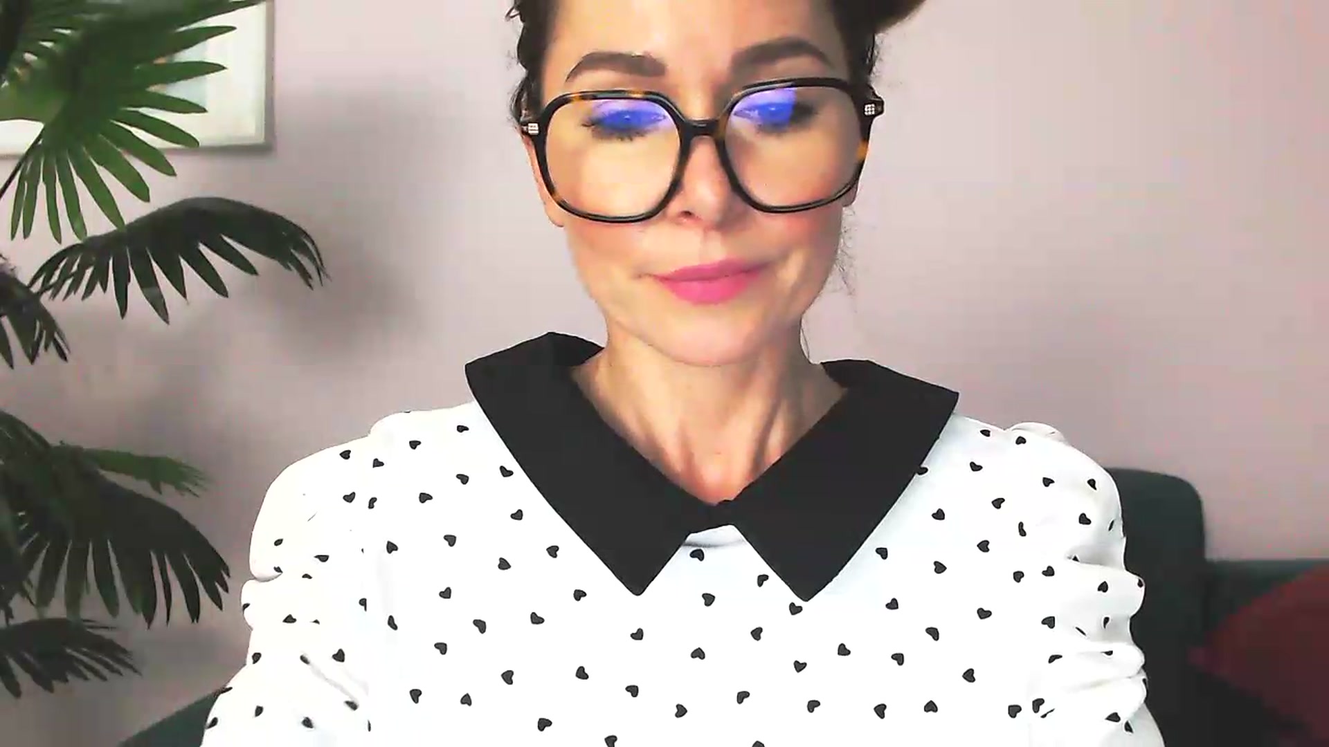 Gallery image thumbnail from Delilah_sweet's myfreecams stream on, 06/09/2026, 16:36 image 17 of 20