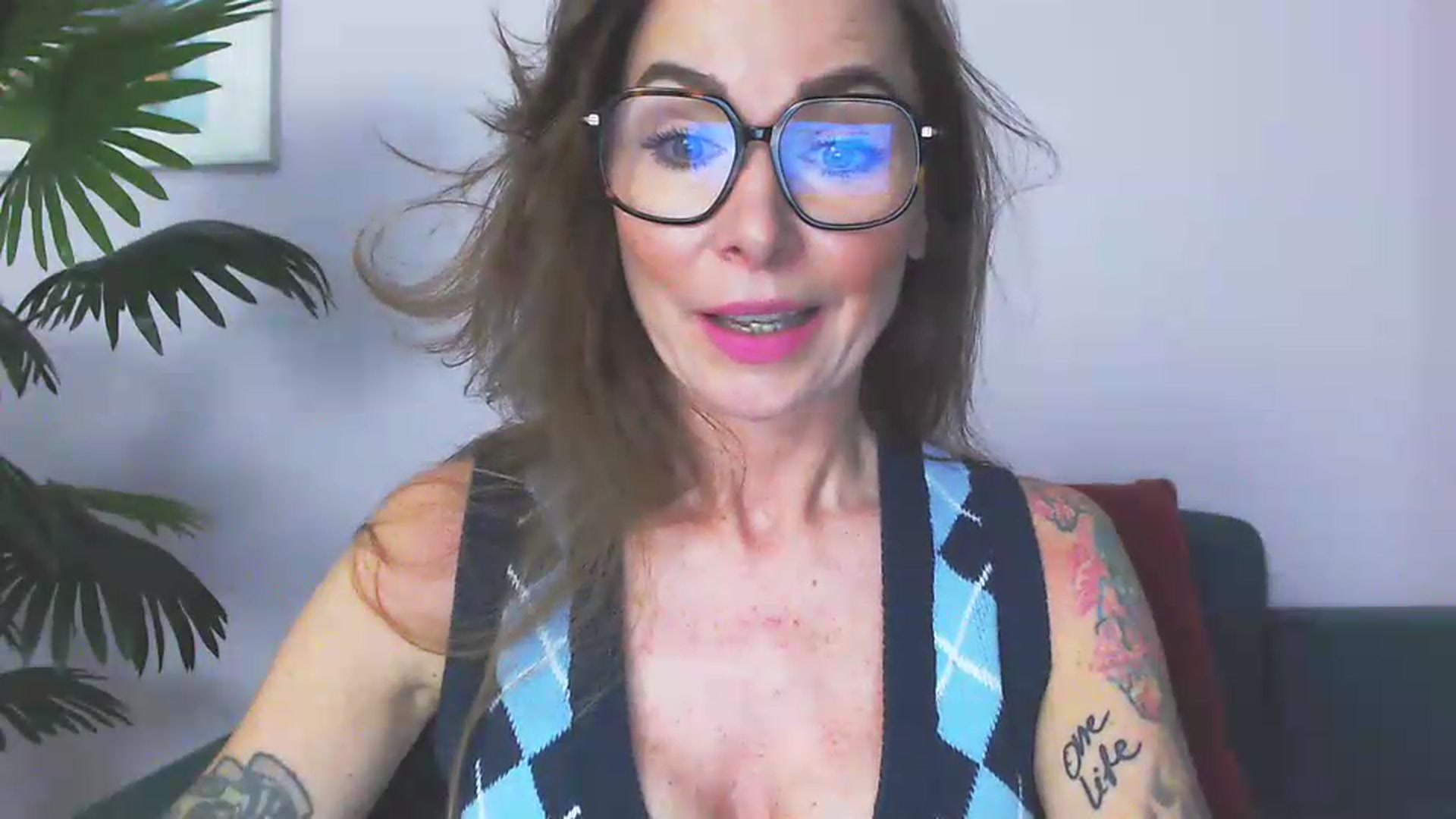 Gallery image thumbnail from Delilah_sweet's myfreecams stream on, 06/10/2026, 16:01 image 5 of 20