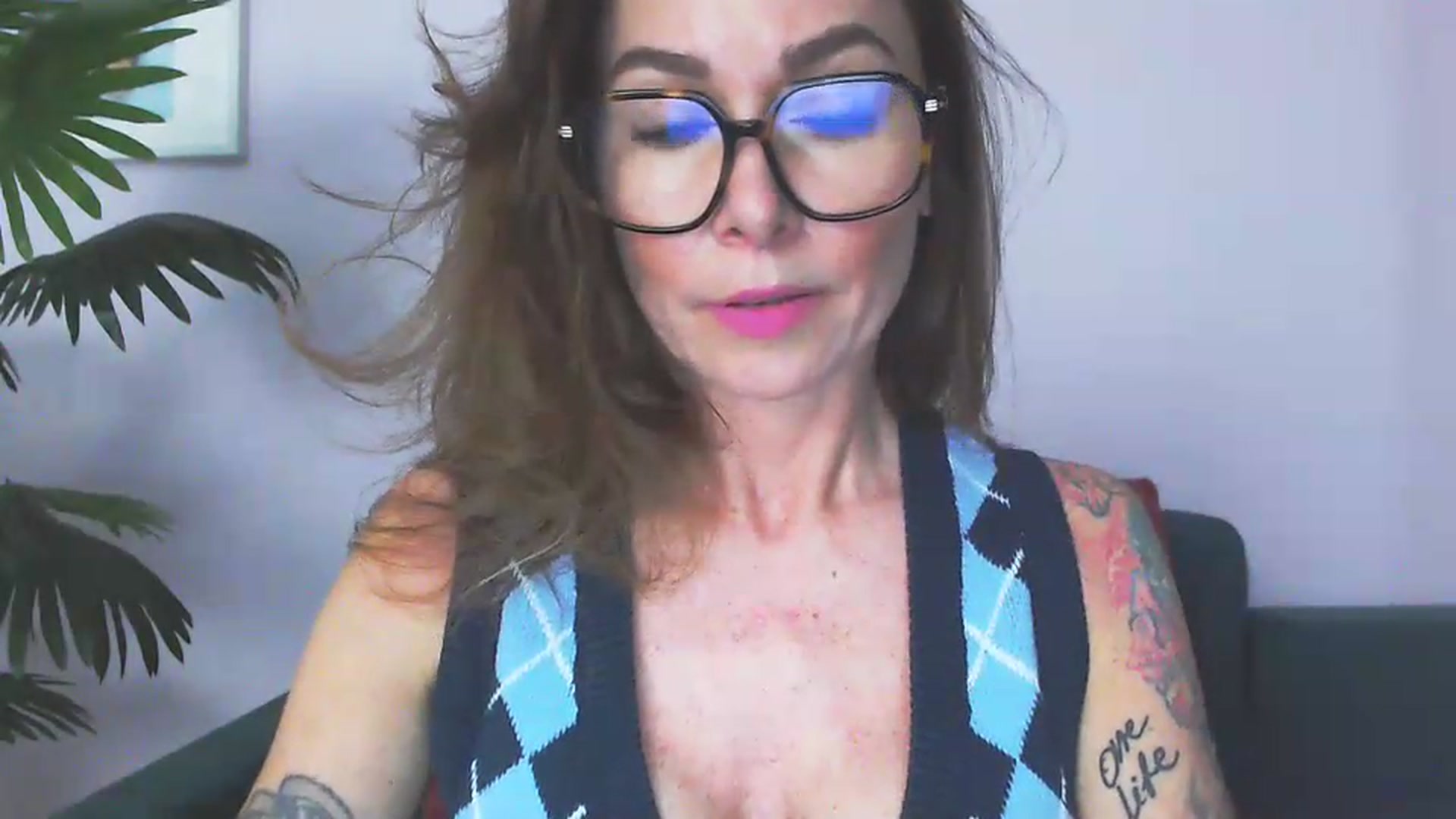 Gallery image thumbnail from Delilah_sweet's myfreecams stream on, 06/10/2026, 16:01 image 6 of 20