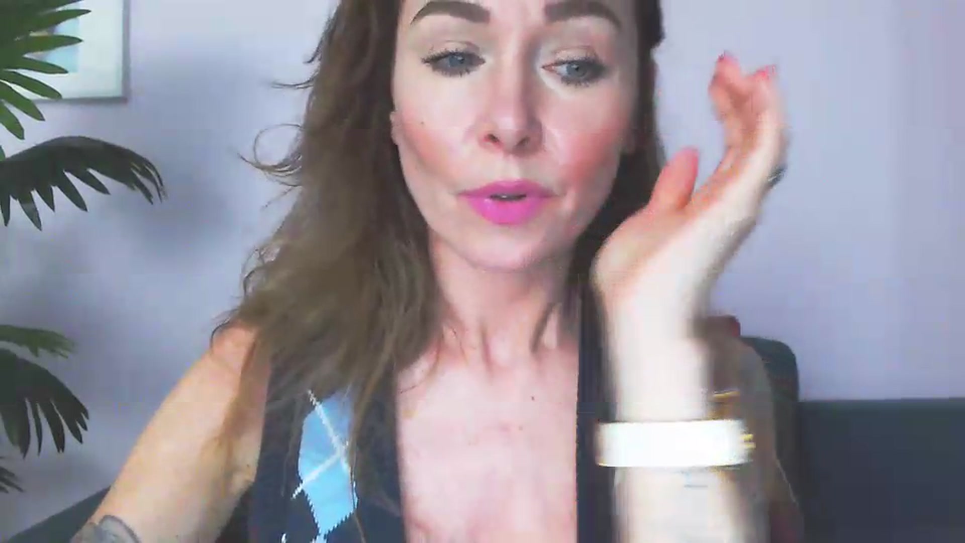 Gallery image thumbnail from Delilah_sweet's myfreecams stream on, 06/10/2026, 16:01 image 11 of 20