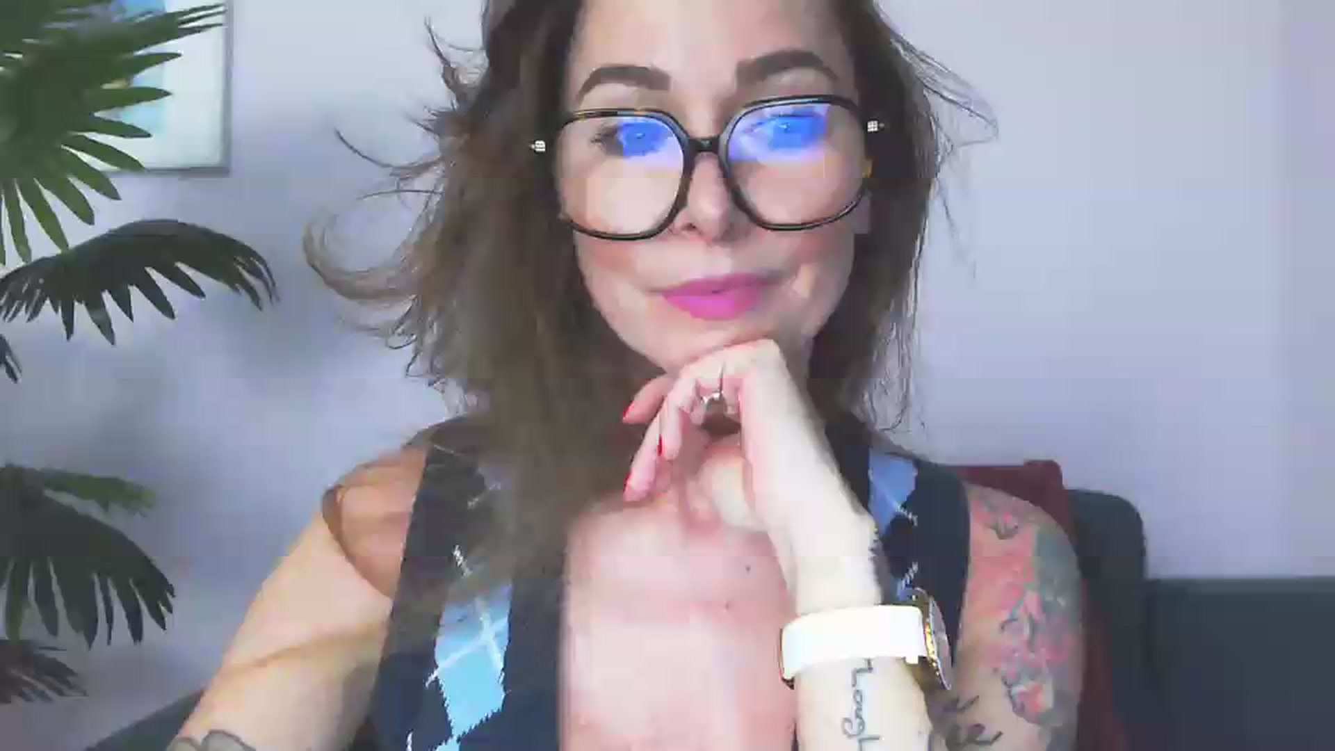 Gallery image thumbnail from Delilah_sweet's myfreecams stream on, 06/10/2026, 16:01 image 1 of 20