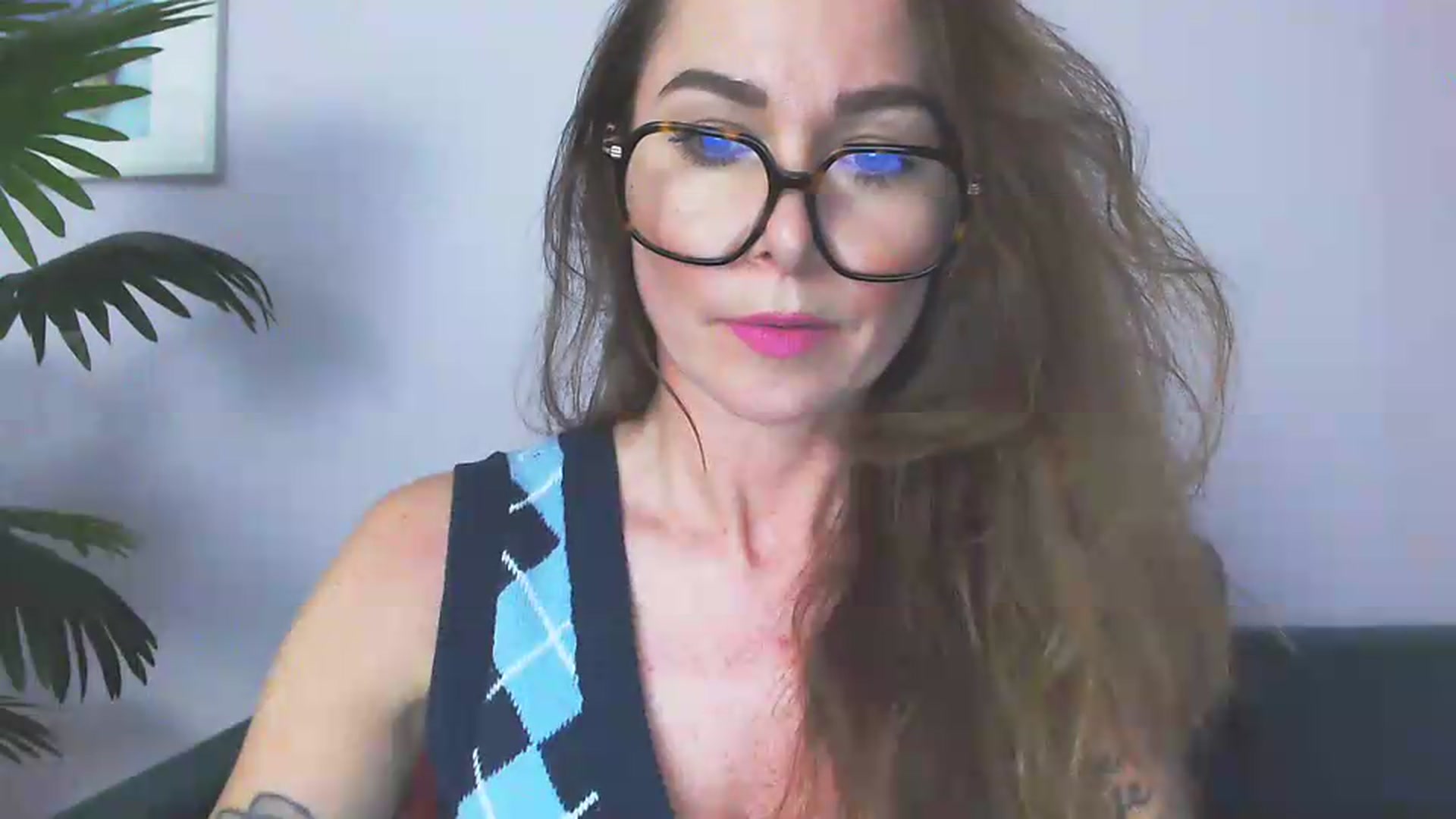 Gallery image thumbnail from Delilah_sweet's myfreecams stream on, 06/10/2026, 16:45 image 15 of 20