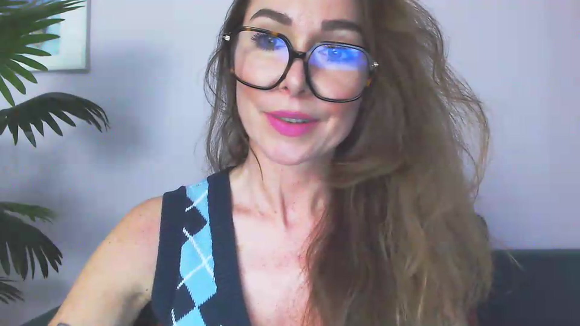 Gallery image thumbnail from Delilah_sweet's myfreecams stream on, 06/10/2026, 16:45 image 14 of 20