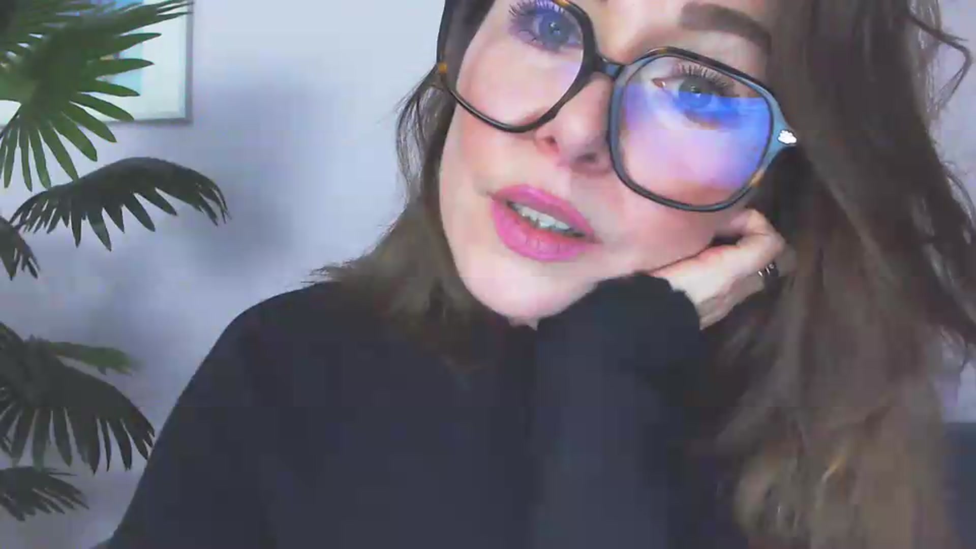 Gallery image thumbnail from Delilah_sweet's myfreecams stream on, 06/15/2026, 16:46 image 15 of 20