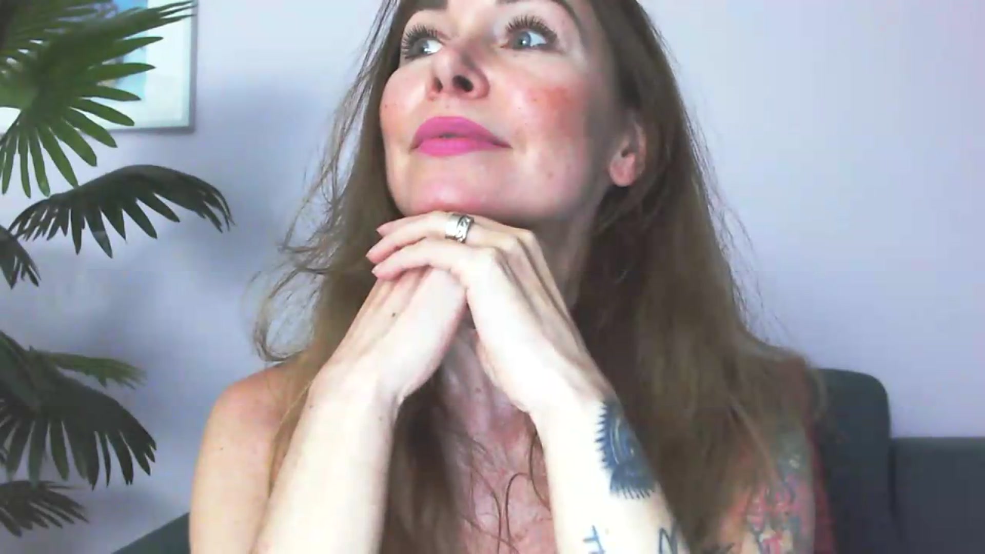 Gallery image thumbnail from Delilah_sweet's myfreecams stream on, 06/22/2026, 17:24 image 17 of 20