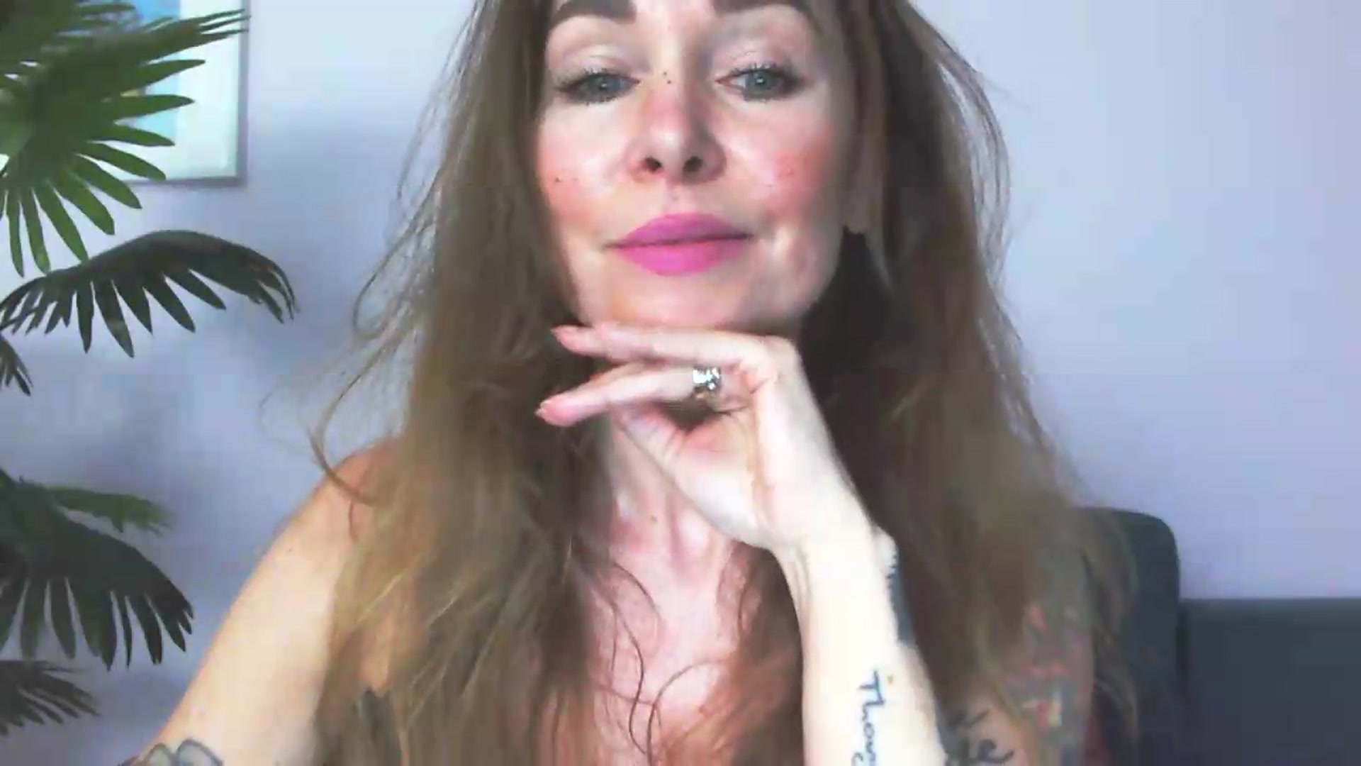 Gallery image thumbnail from Delilah_sweet's myfreecams stream on, 06/22/2026, 17:24 image 7 of 20