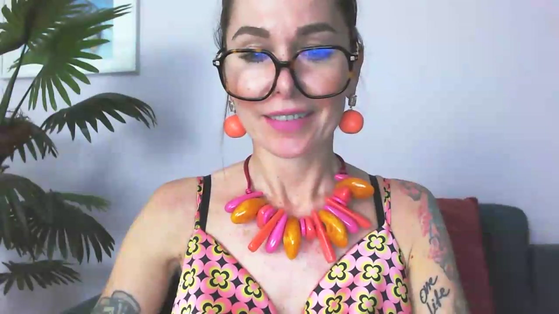 Gallery image thumbnail from Delilah_sweet's myfreecams stream on, 06/24/2026, 16:59 image 15 of 20