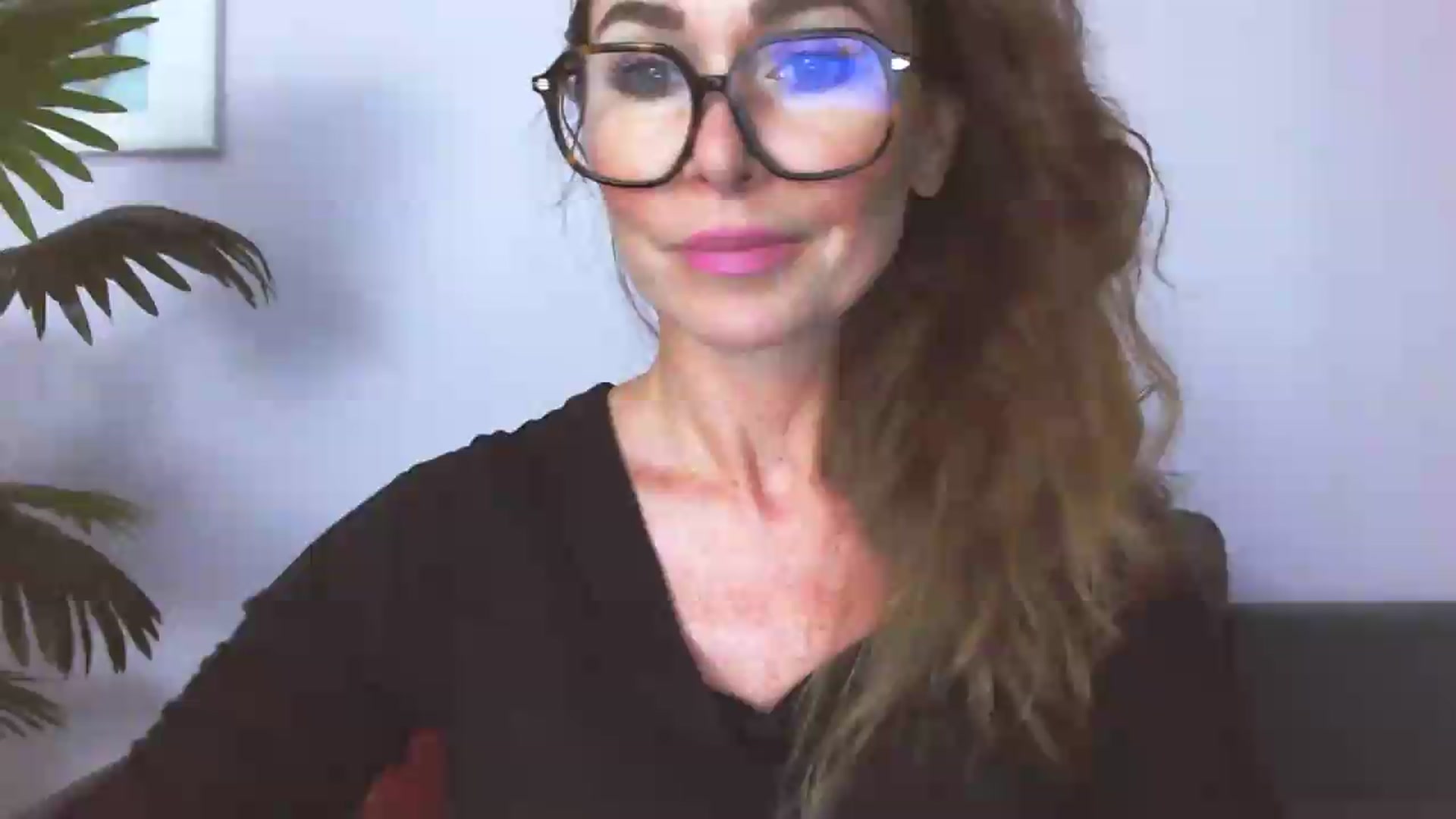 Gallery image thumbnail from Delilah_sweet's myfreecams stream on, 07/06/2026, 15:21 image 1 of 20