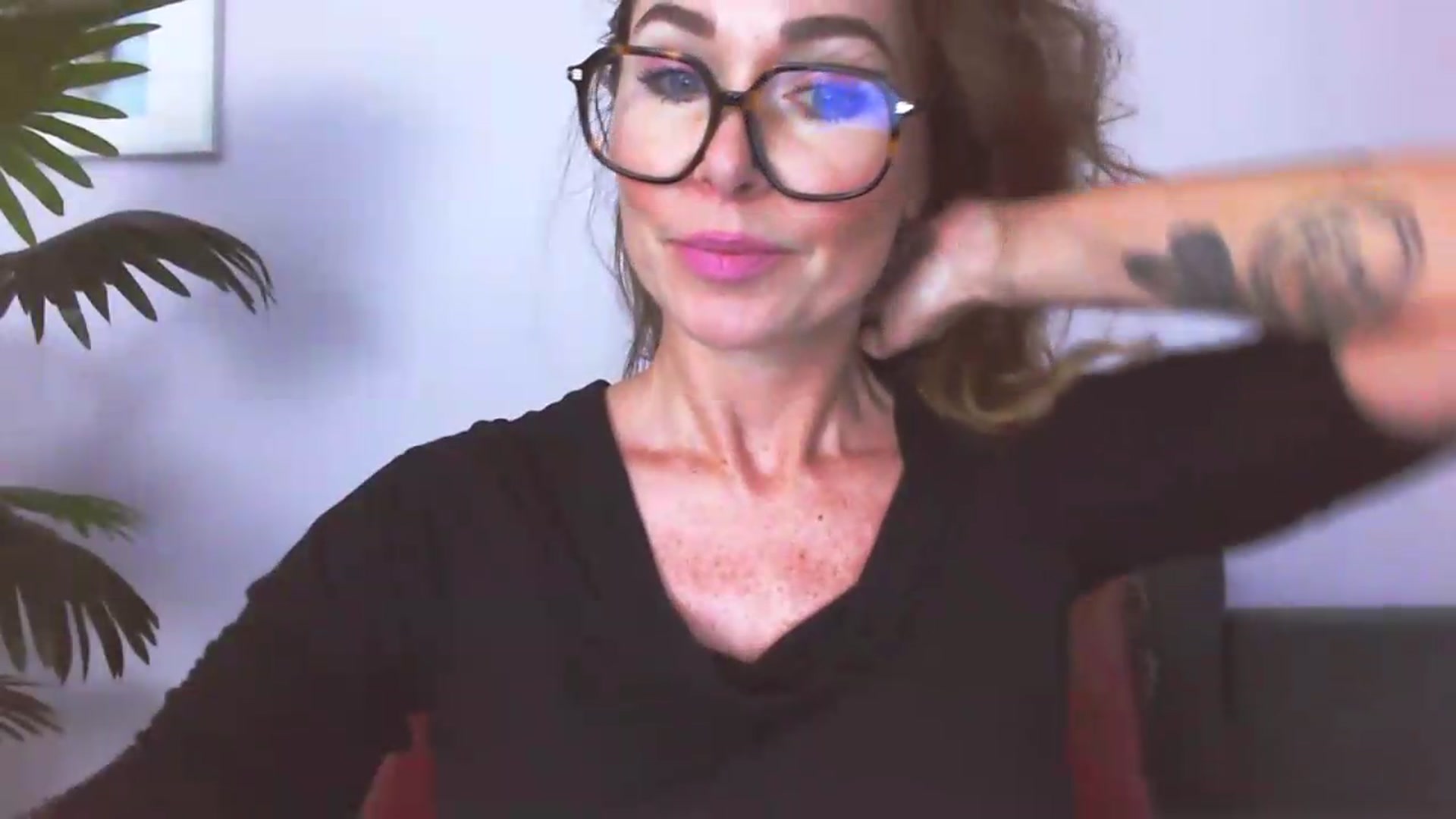 Gallery image thumbnail from Delilah_sweet's myfreecams stream on, 07/06/2026, 15:21 image 9 of 20