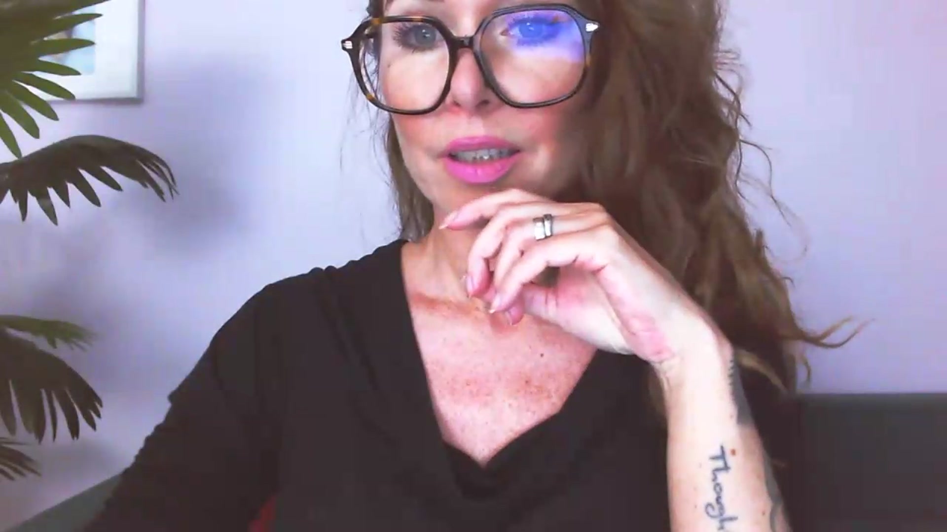 Gallery image thumbnail from Delilah_sweet's myfreecams stream on, 07/06/2026, 15:21 image 13 of 20