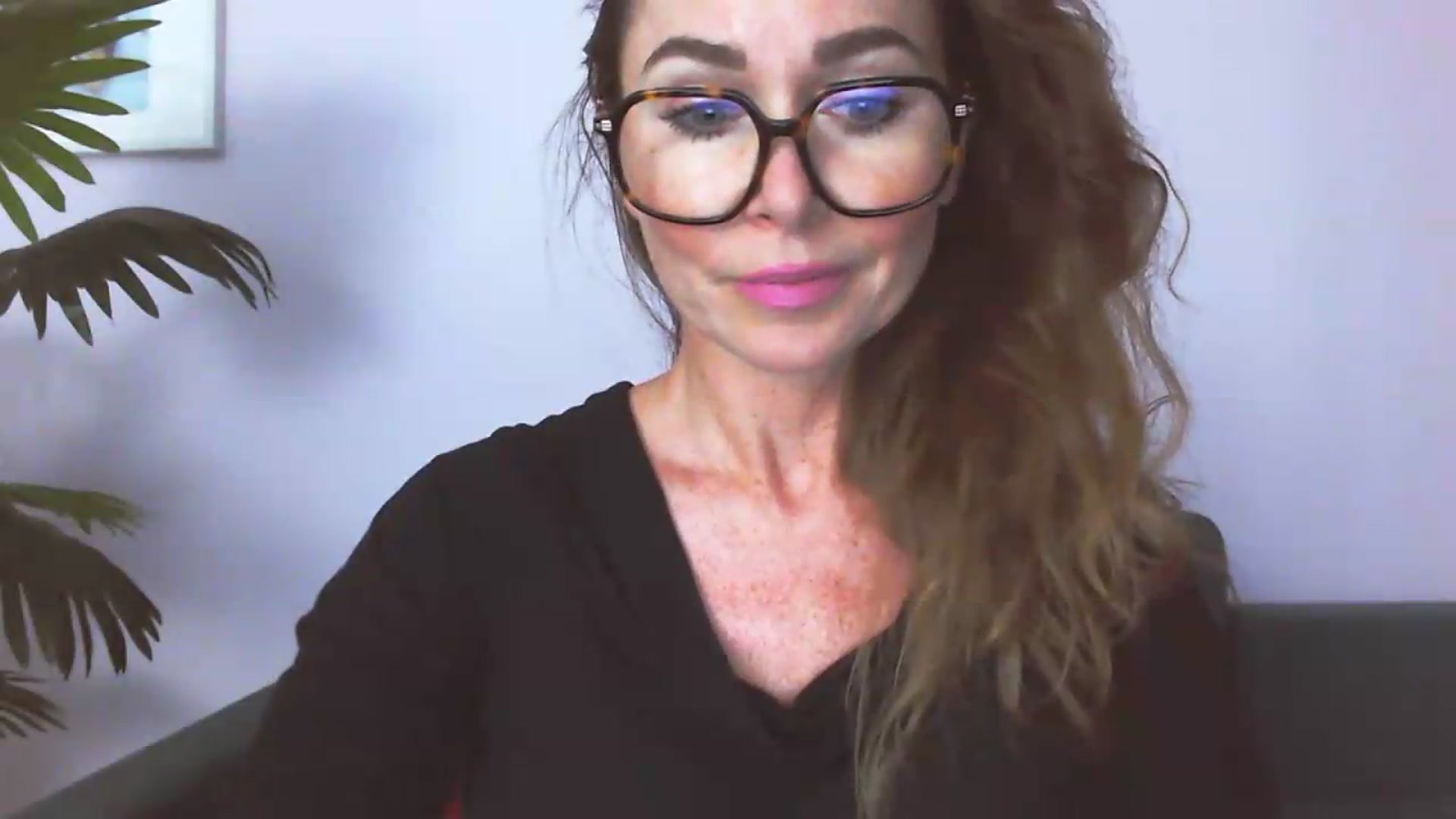 Gallery image thumbnail from Delilah_sweet's myfreecams stream on, 07/06/2026, 15:21 image 2 of 20