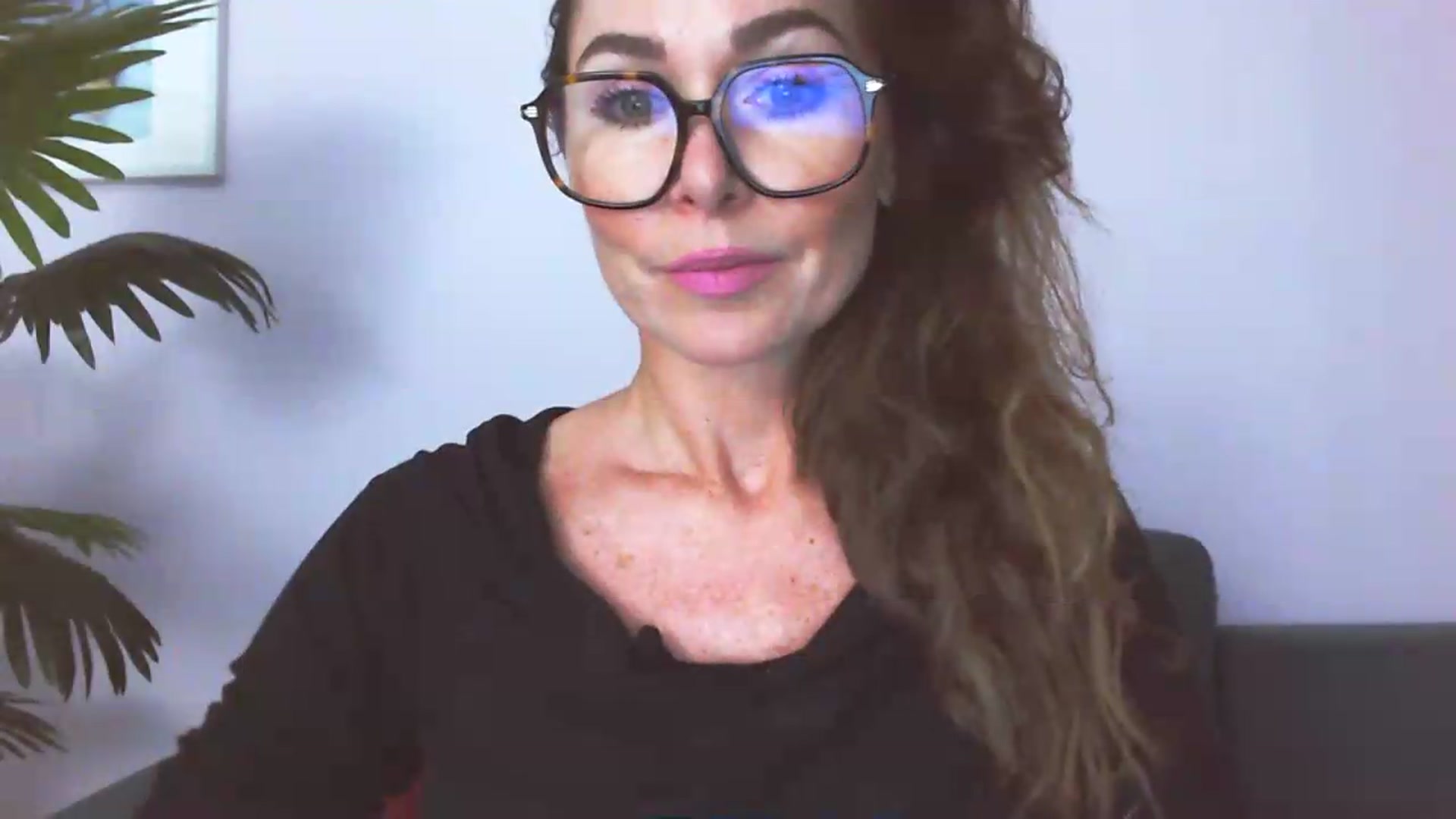 Gallery image thumbnail from Delilah_sweet's myfreecams stream on, 07/06/2026, 15:48 image 3 of 20