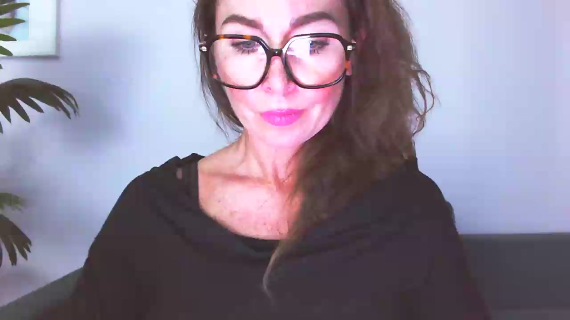 Gallery image thumbnail from Delilah_sweet's myfreecams stream on, 07/06/2026, 16:24 image 19 of 20