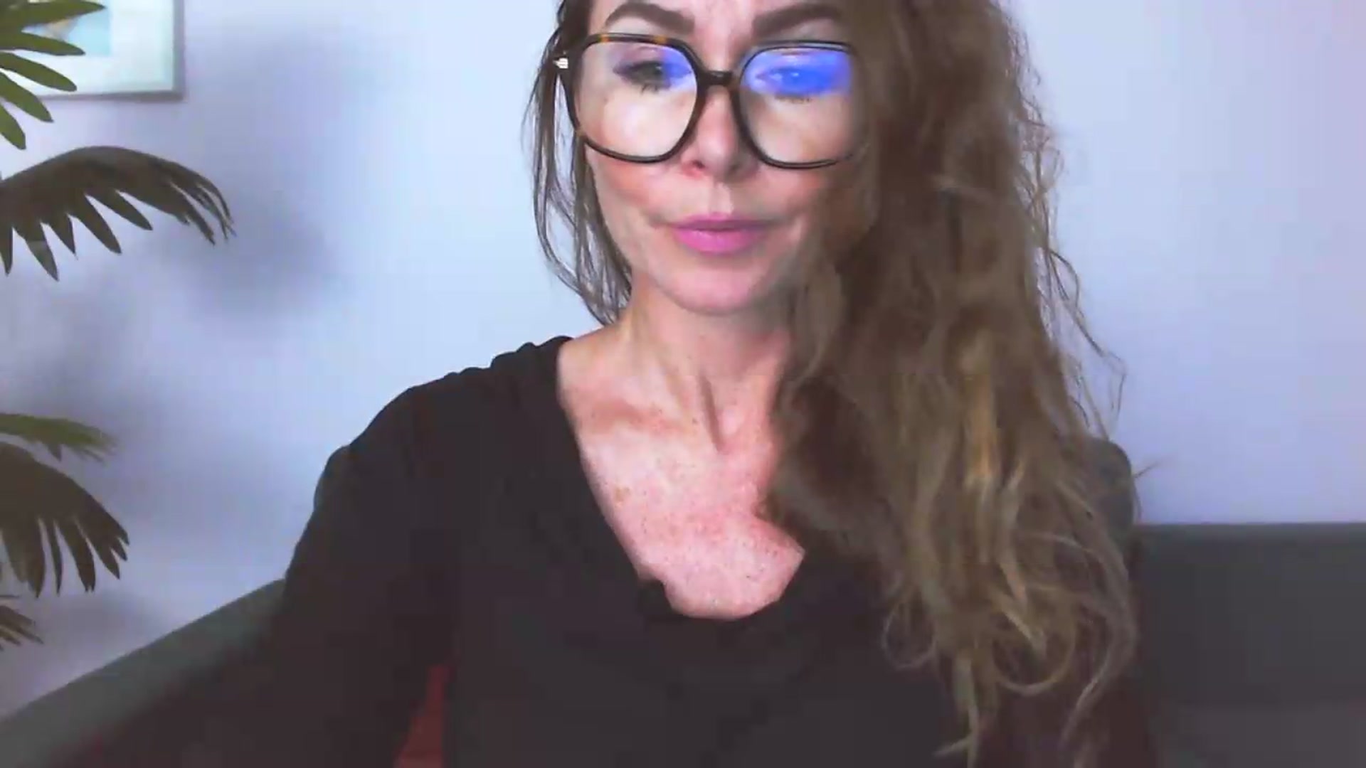 Gallery image thumbnail from Delilah_sweet's myfreecams stream on, 07/06/2026, 16:24 image 2 of 20