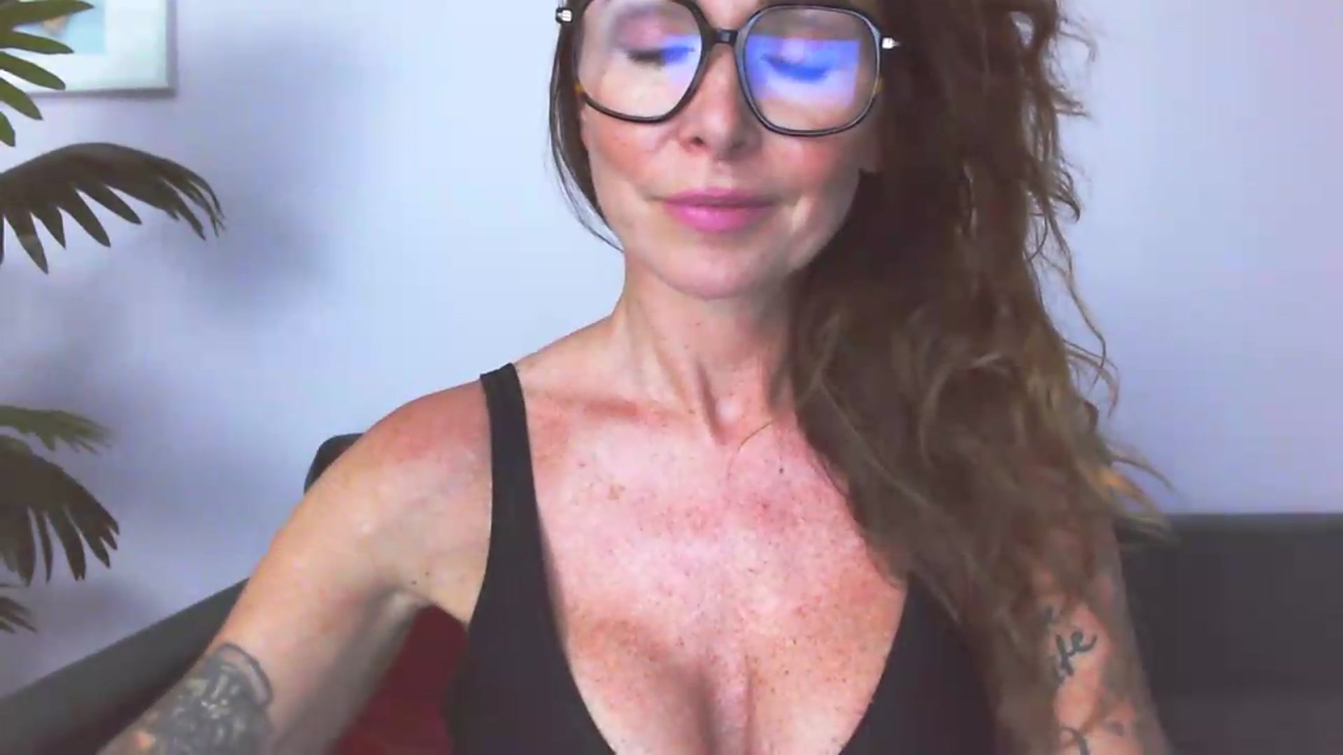 Gallery image thumbnail from Delilah_sweet's myfreecams stream on, 07/06/2026, 16:24 image 15 of 20
