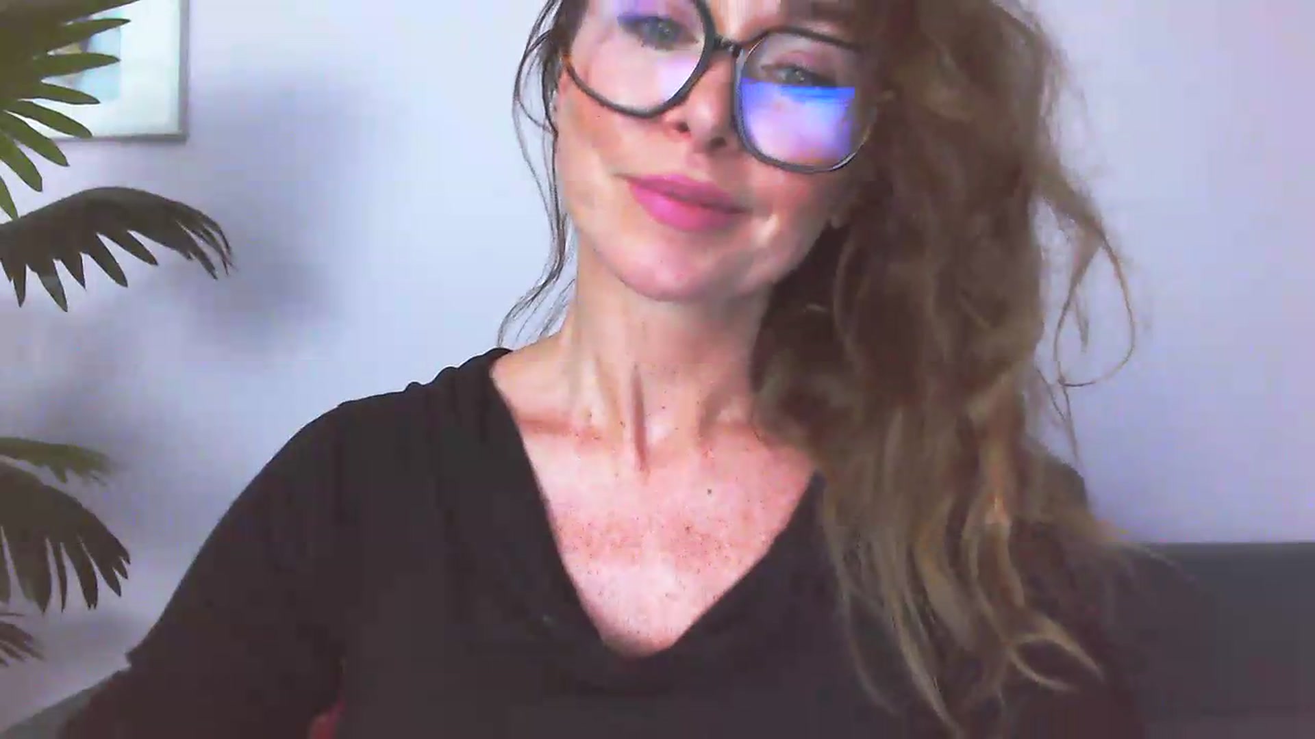 Gallery image thumbnail from Delilah_sweet's myfreecams stream on, 07/06/2026, 17:18 image 19 of 20